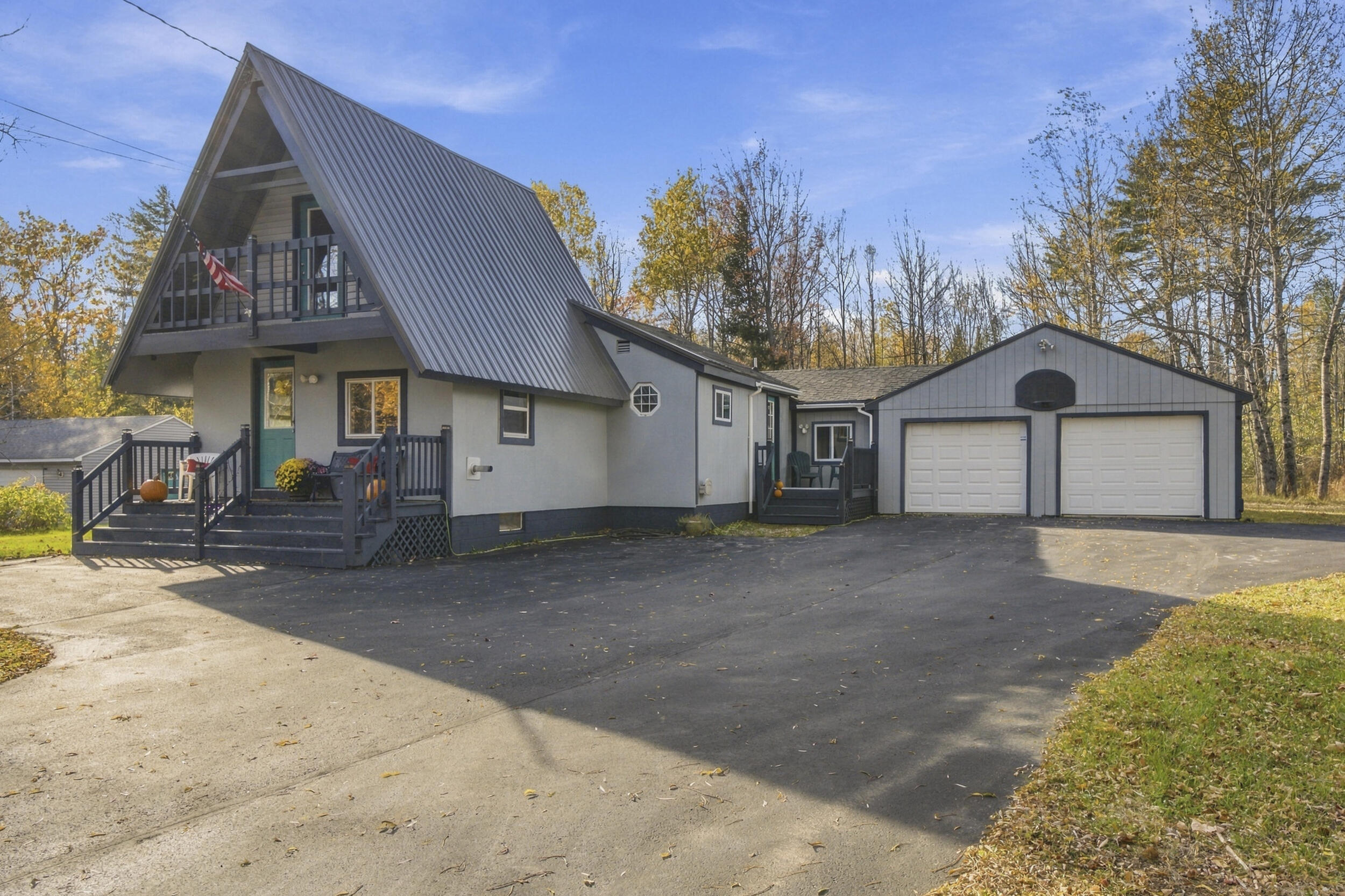 Photo of 502 Bellsqueeze Road Clinton ME 04927