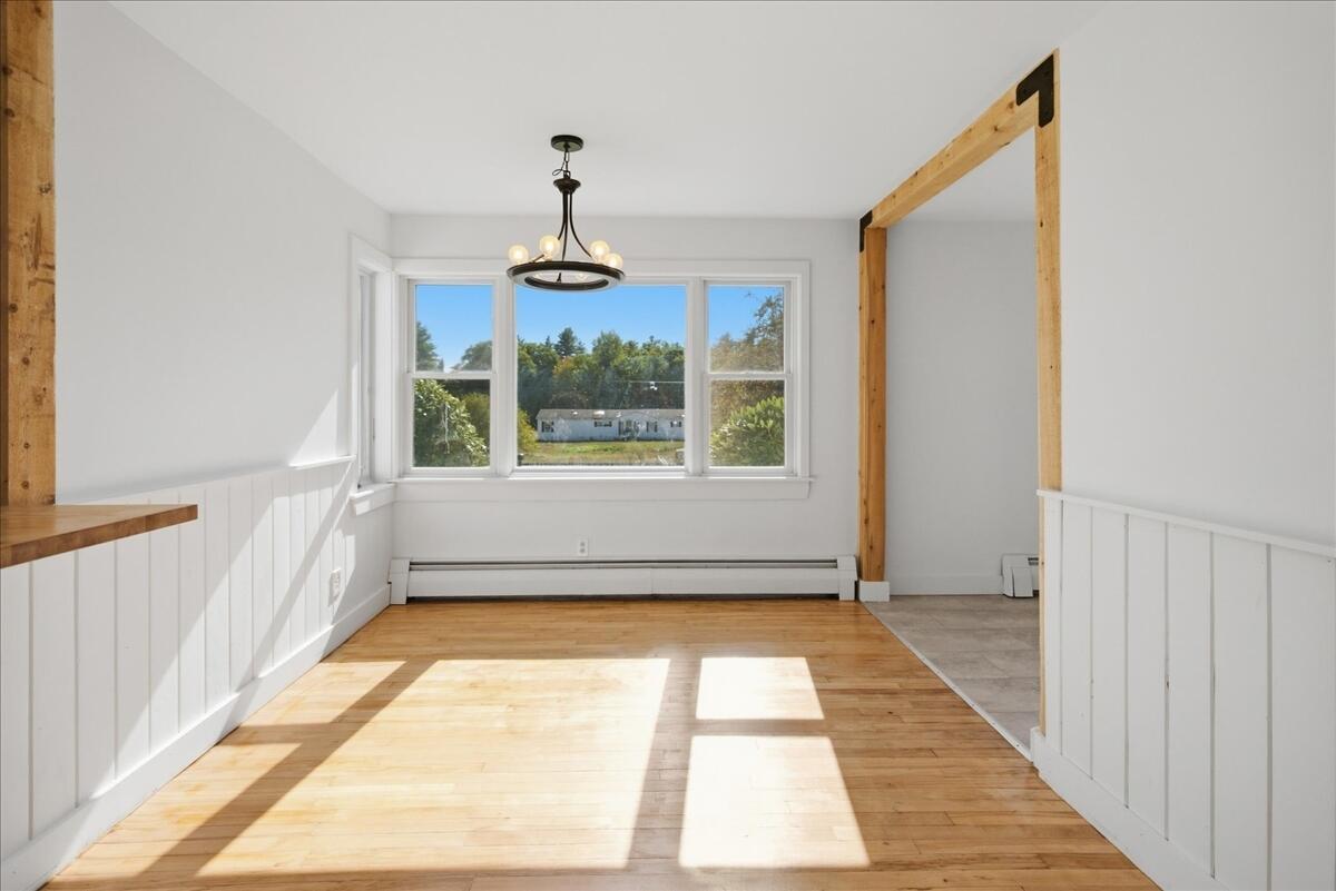 1827 Minot Avenue, Auburn, ME 04210 25-1-25