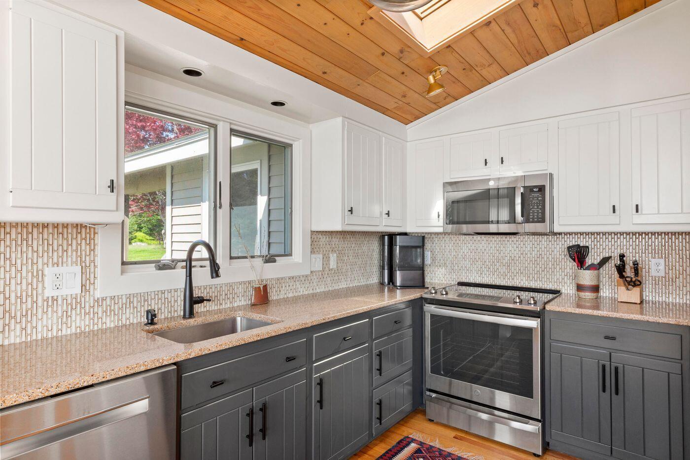 1588 Turtle Head Road, Islesboro, ME, 04848