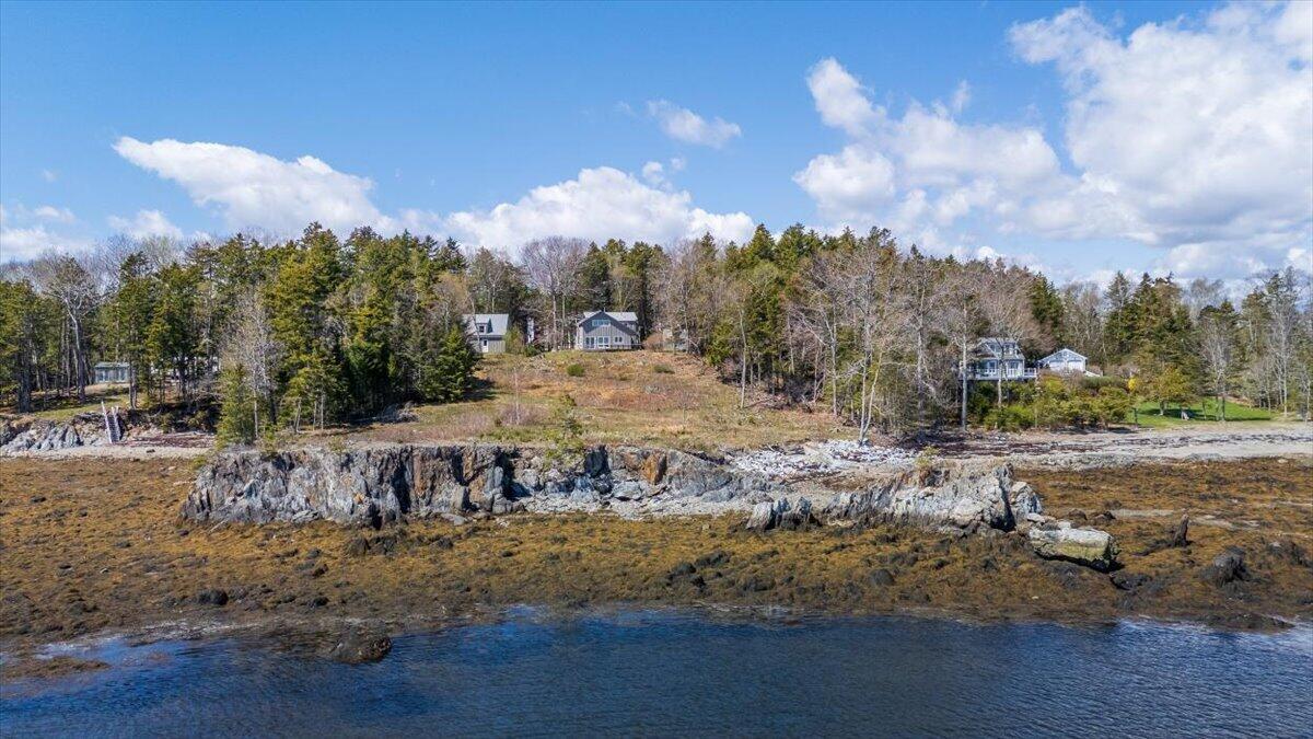 391 Main Road, Islesboro, ME, 04848
