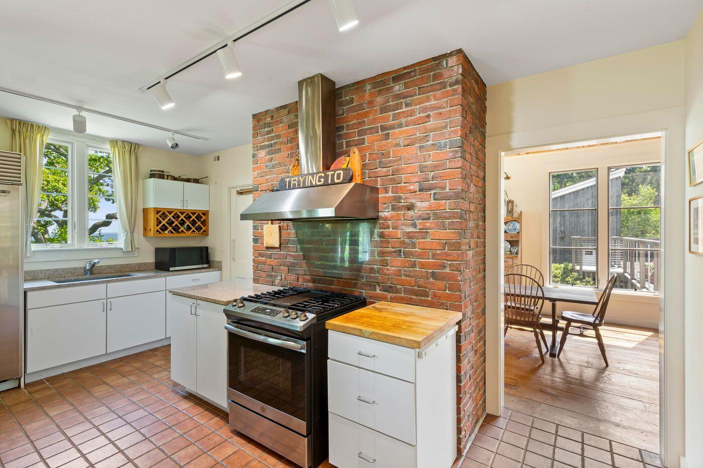 80 Hayfield Way, Rockport, ME, 04856