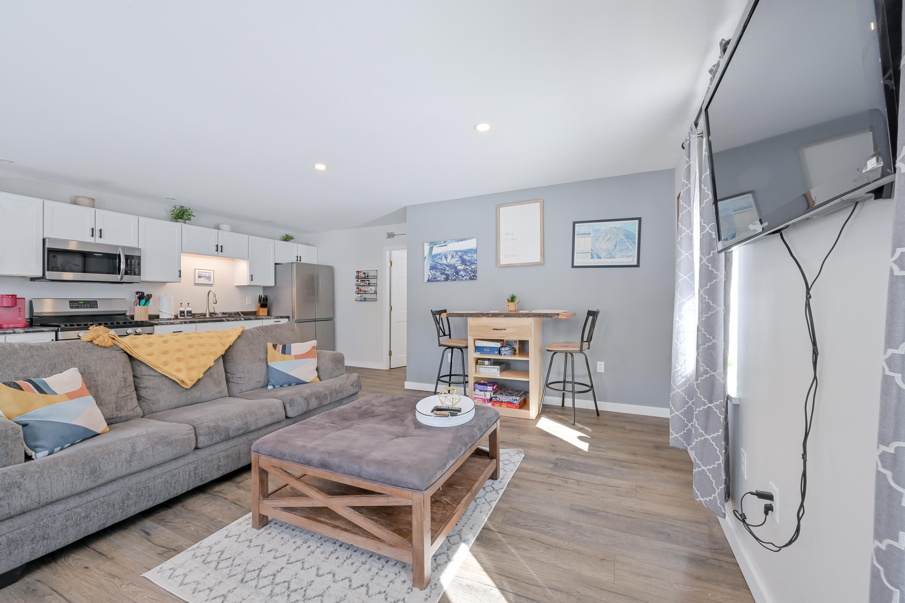 1006 Red Stallion Drive UNIT 6, Carrabassett Valley, ME, 04947