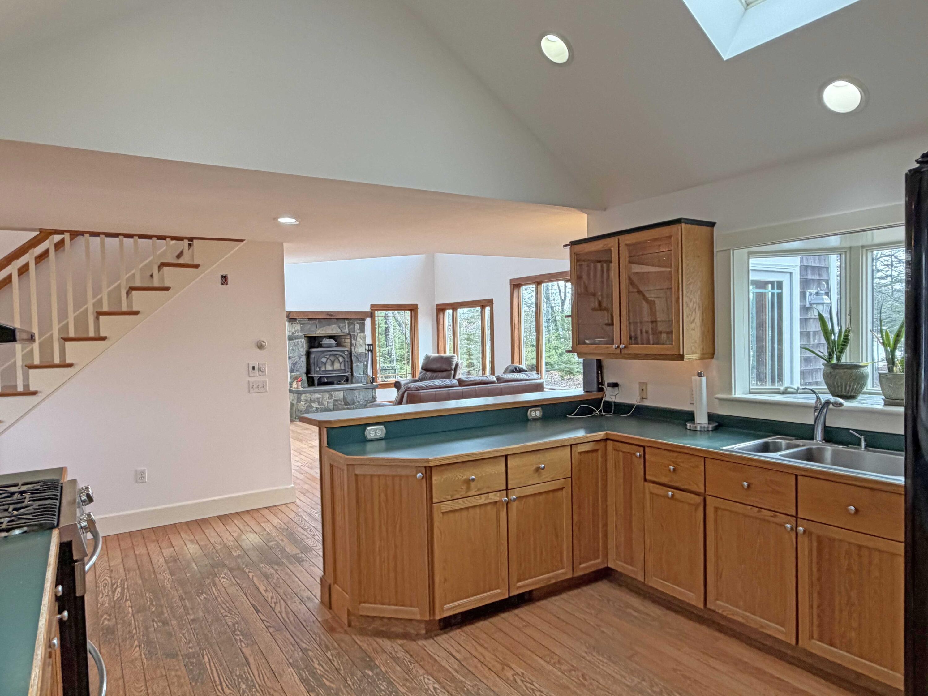 84 Mosely Point Lane, Lamoine, ME, 04605