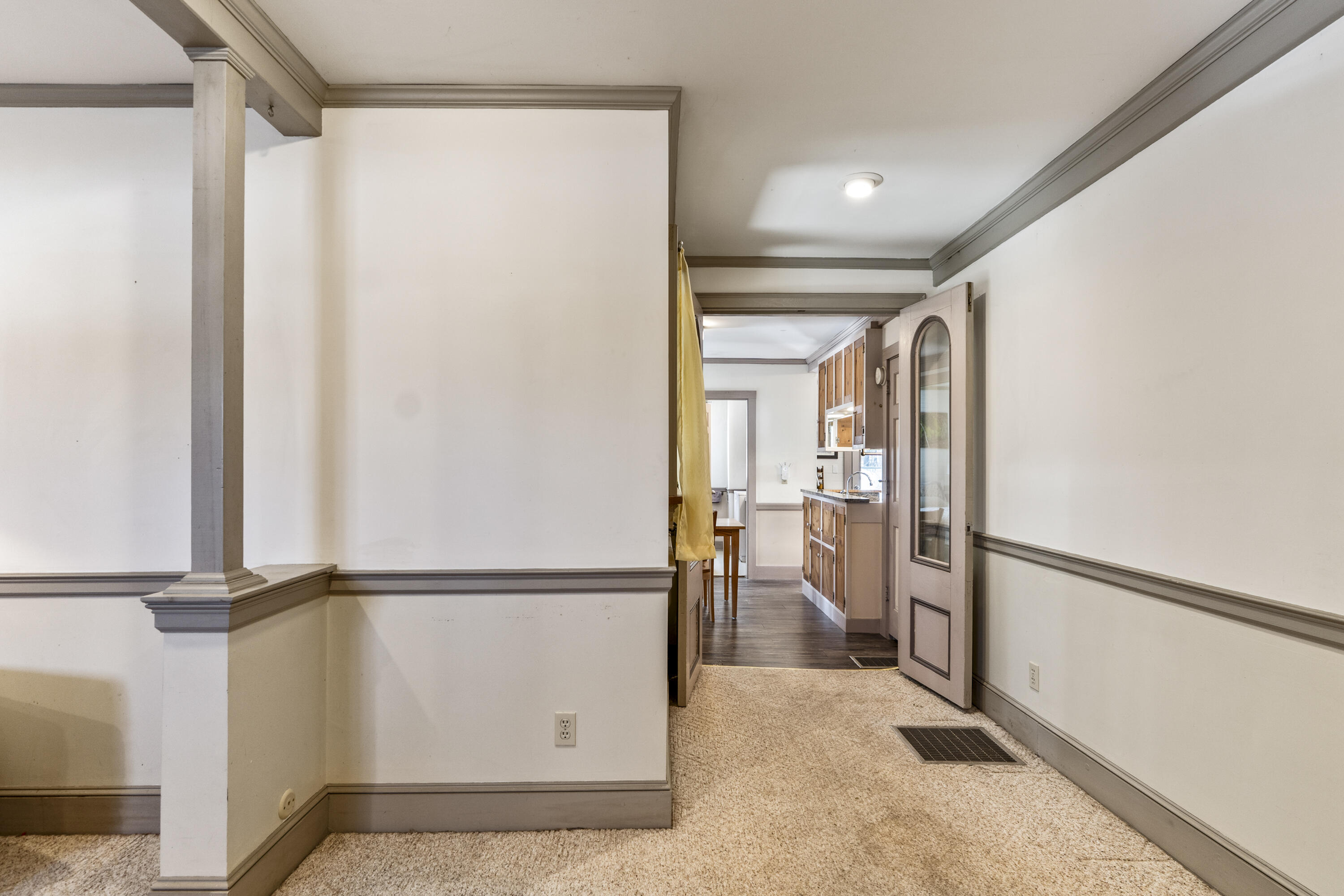 38 Main Street, Topsham, ME, 04086