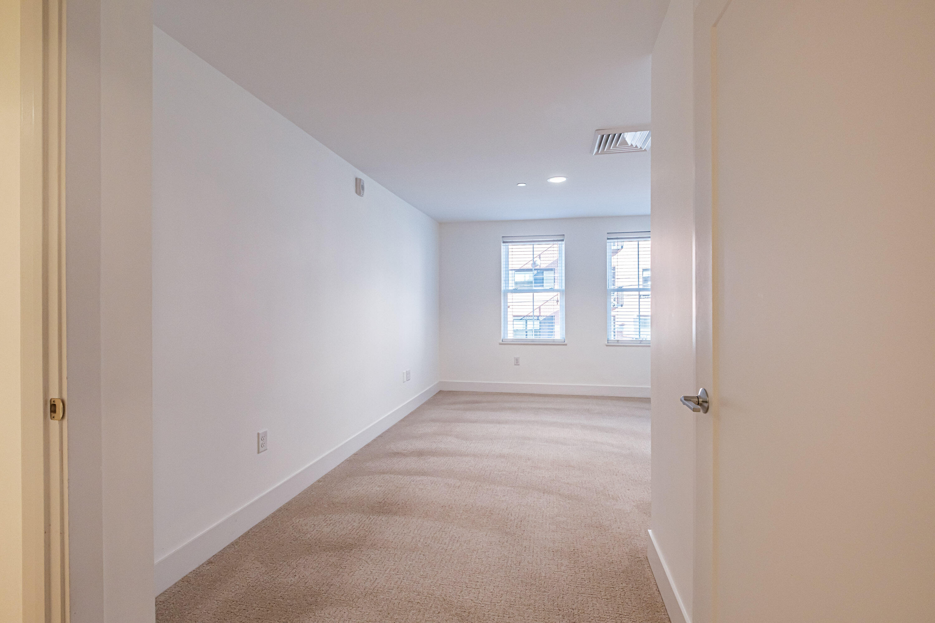 25 High Street UNIT 214, Portland, ME, 04101