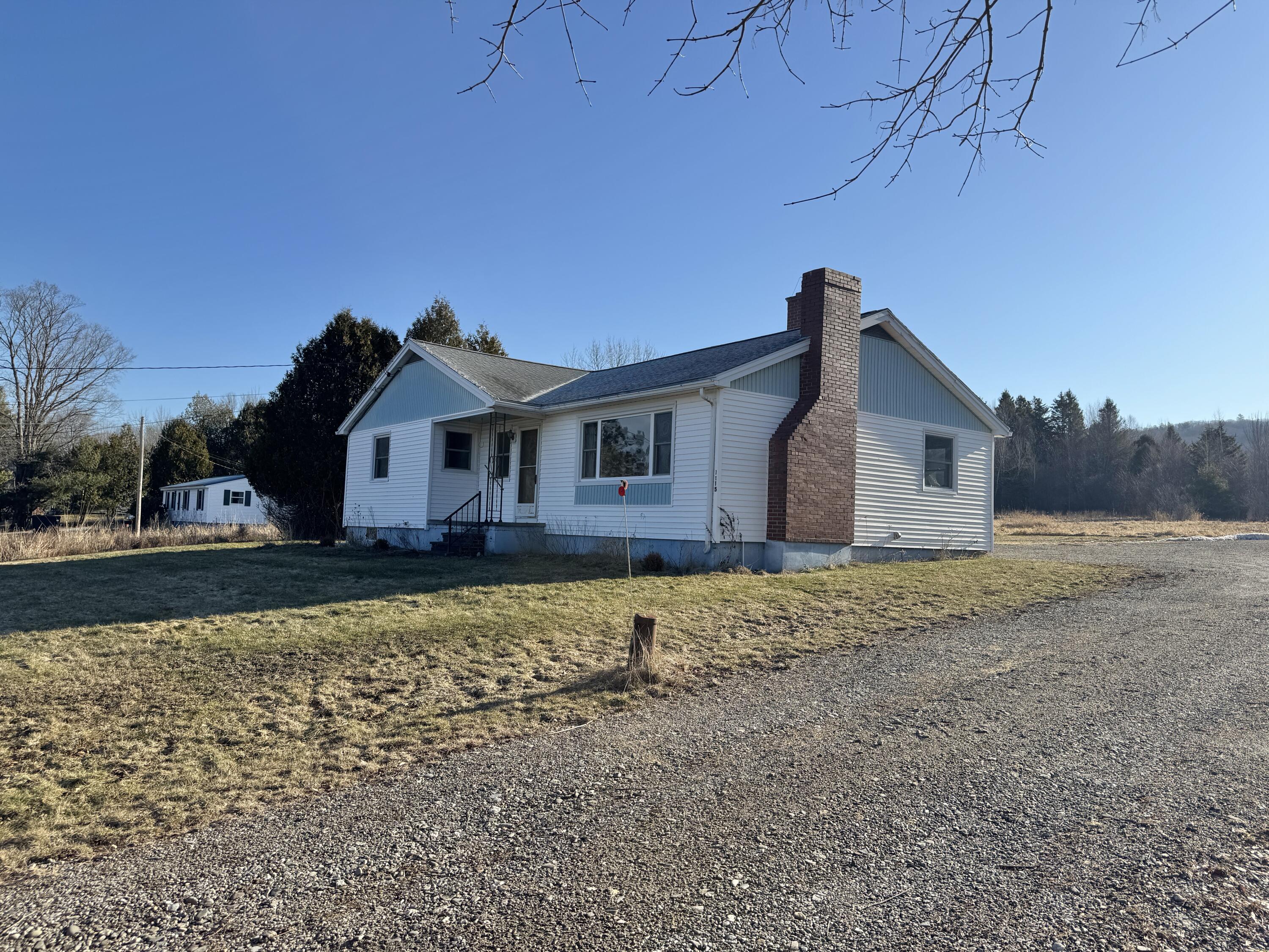 1115 River Road, Bucksport, ME, 04416