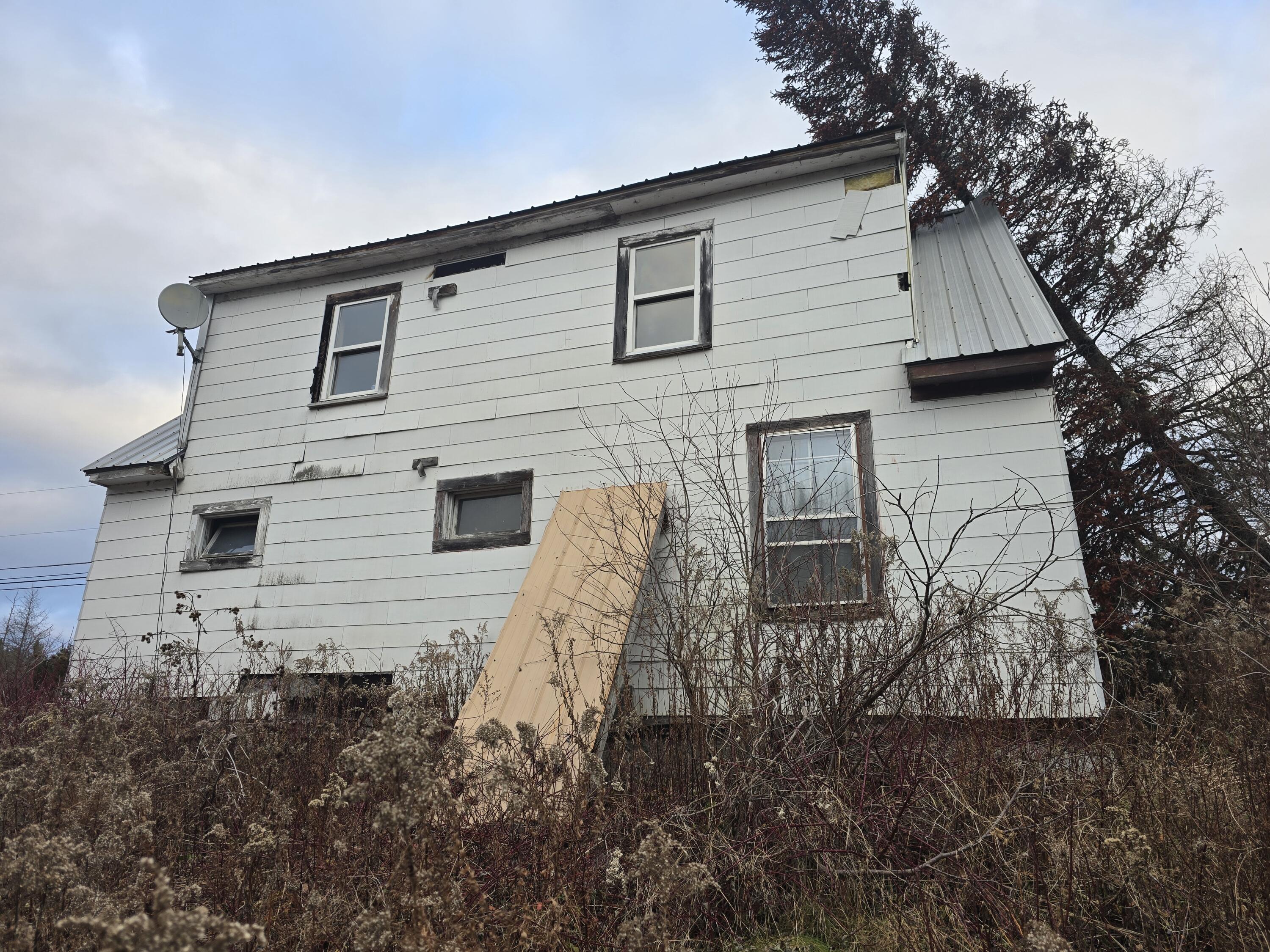 228 U.S. Route 1, Bridgewater, ME, 04735