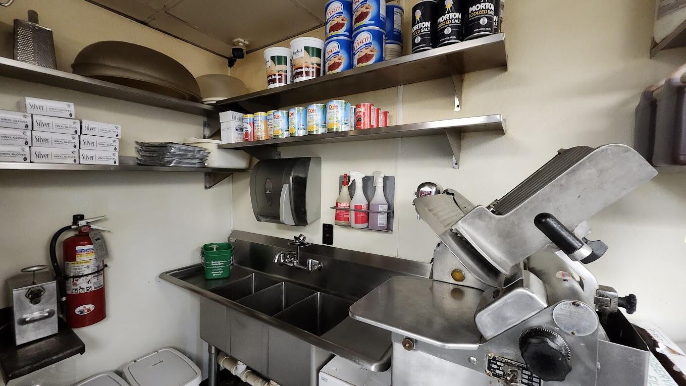 87 Main Street, Mars Hill, ME, 04758