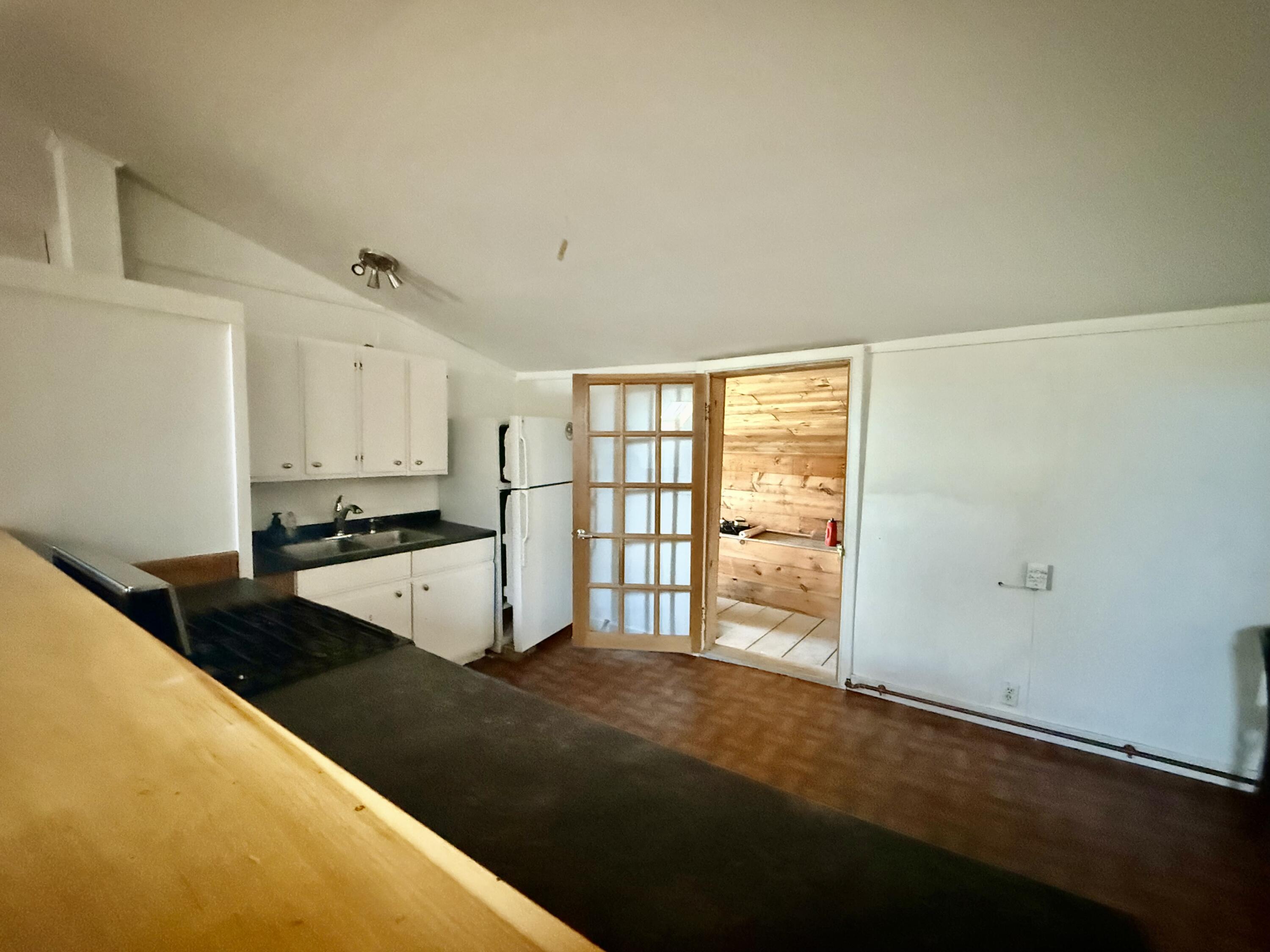 54 W Main Street, Vinalhaven, ME, 04863