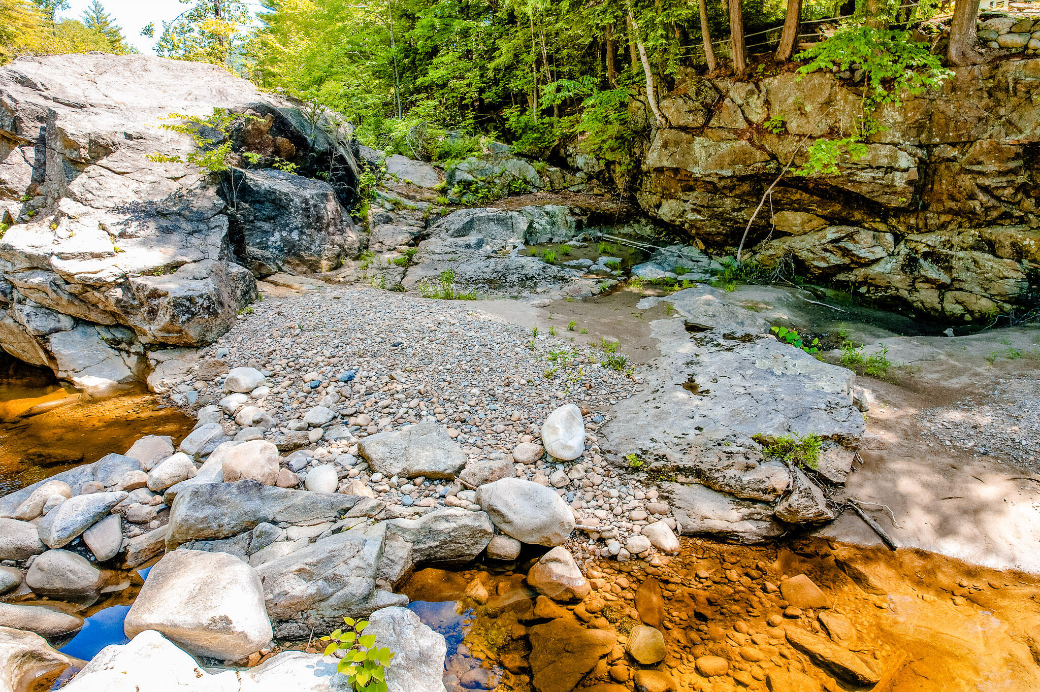 1574 Roxbury Road, Roxbury, ME 04275 Private Beach Area!