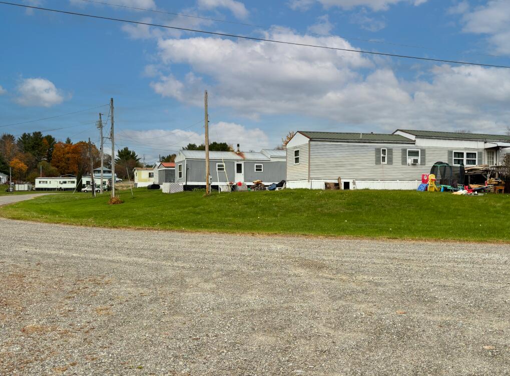 714 Hinckley Road, Clinton, ME, 04927