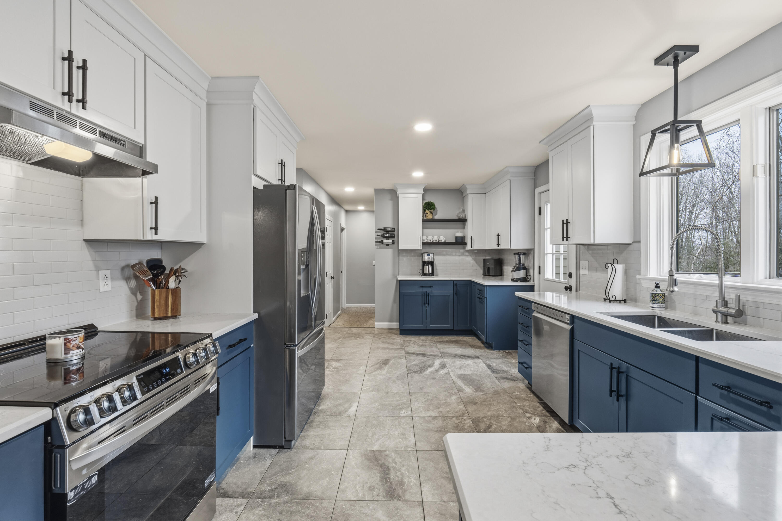 160 Fairway Drive, Auburn, ME, 04210