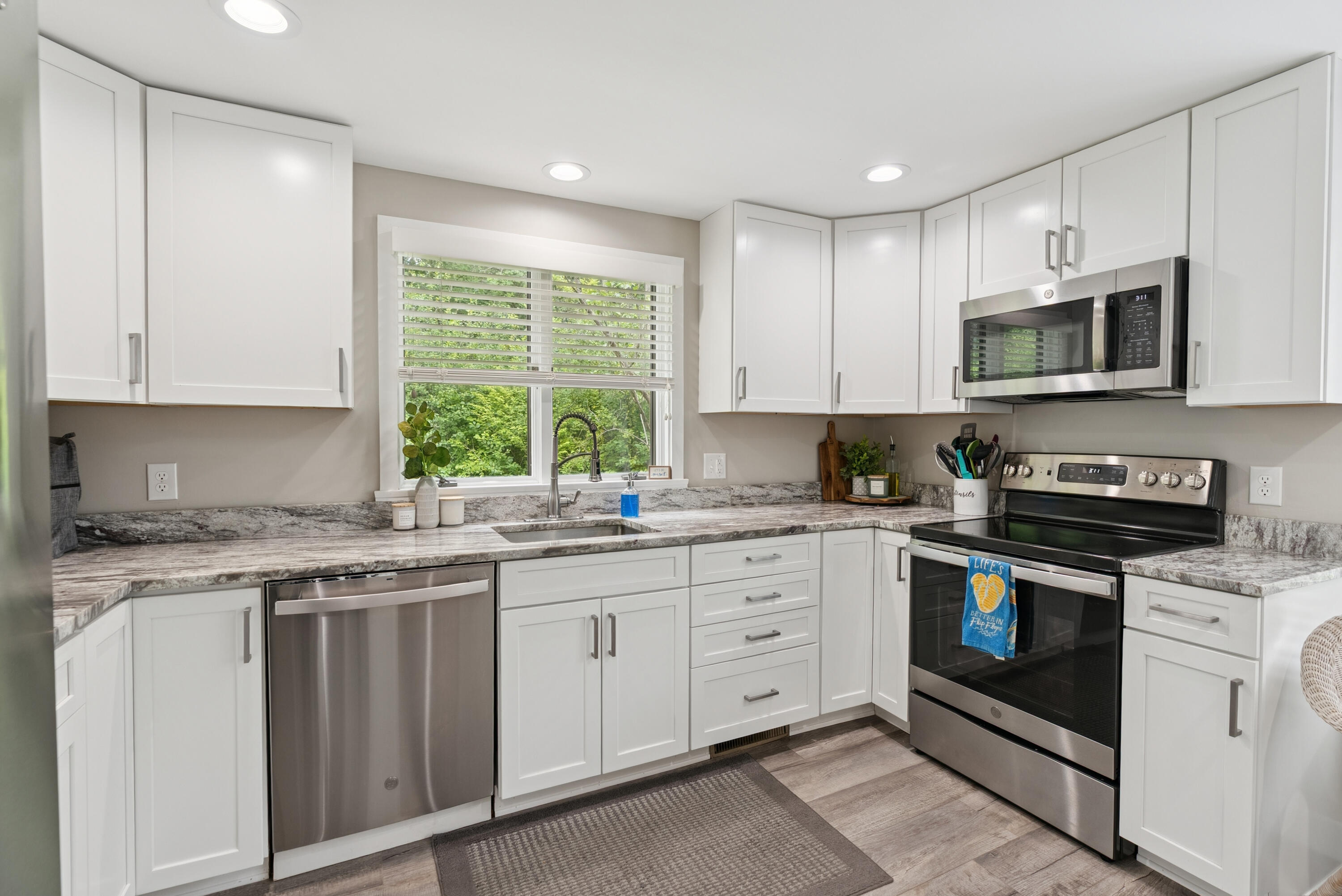 20 Wonderbrook Drive UNIT 20, Kennebunk, ME, 04043