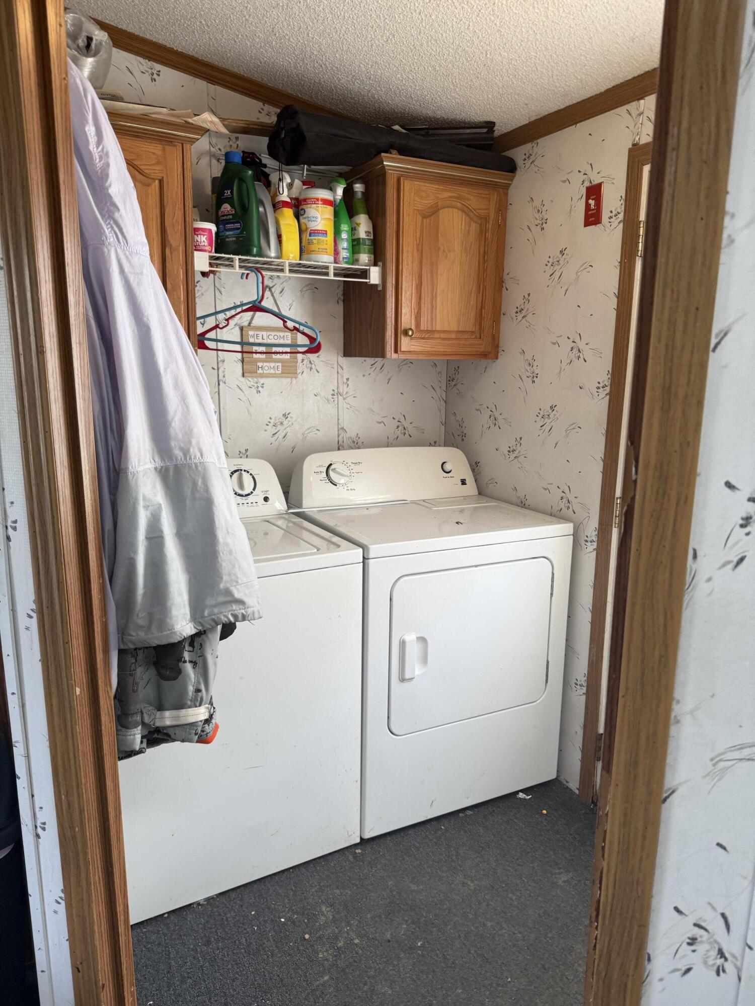 43 Whitten Road, Clinton, ME, 04927