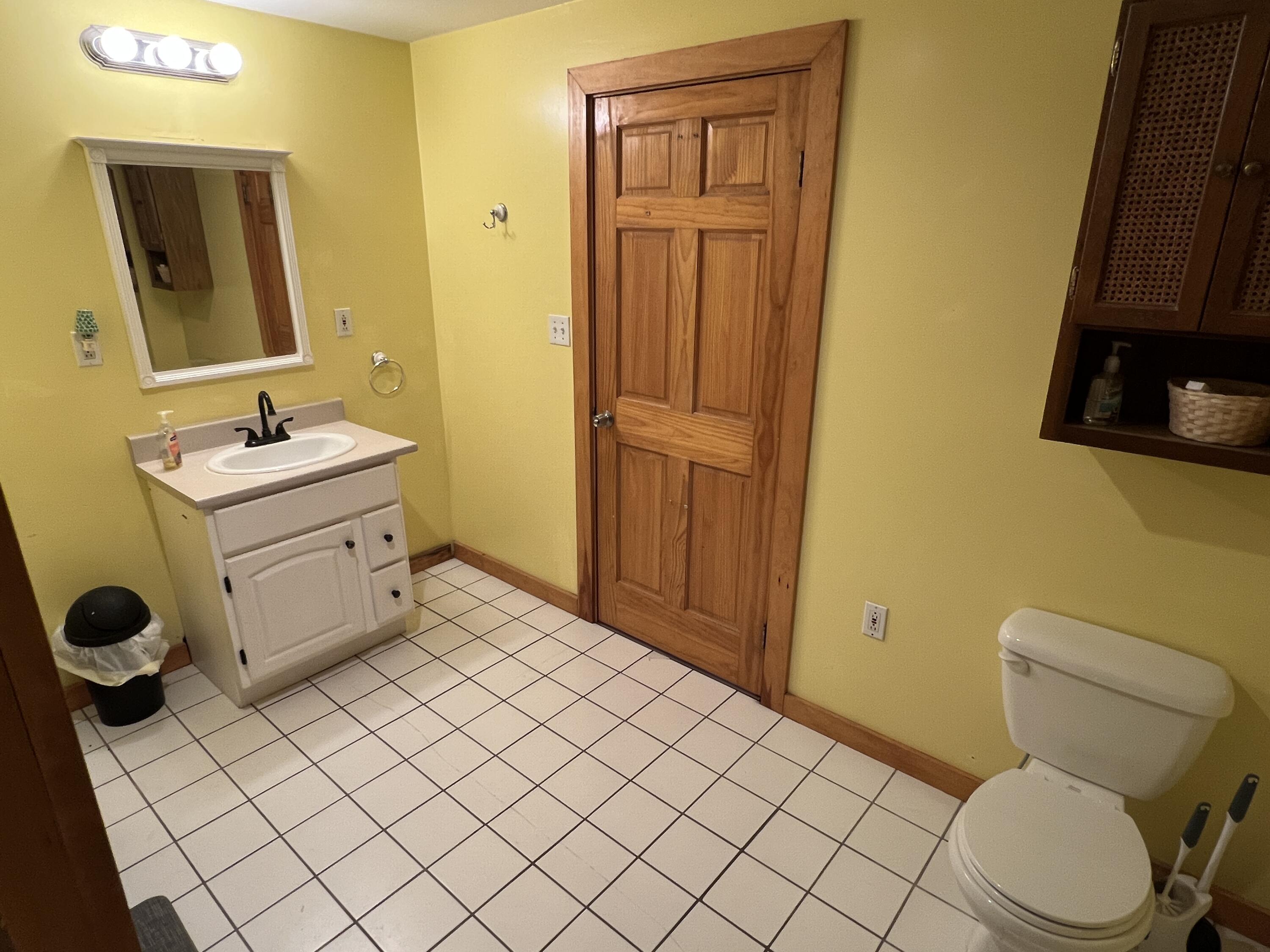 73 Fowlers Landing Road, Hampden, ME, 04444