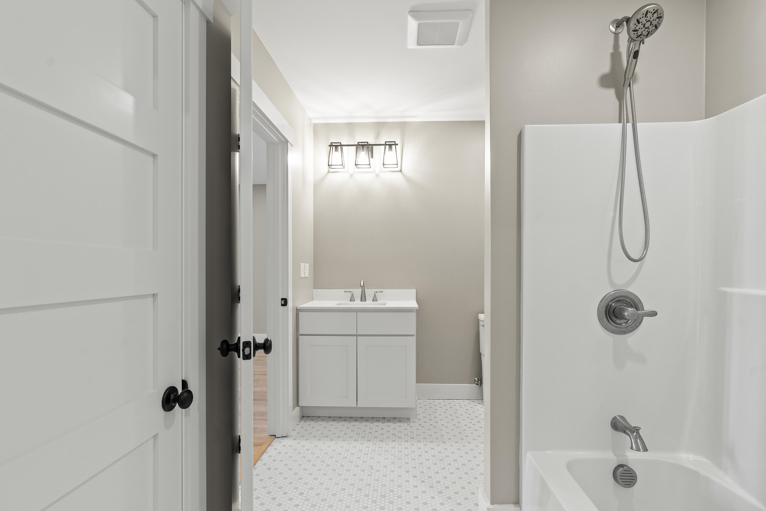 31 Viking Way, Bristol, ME, 04539