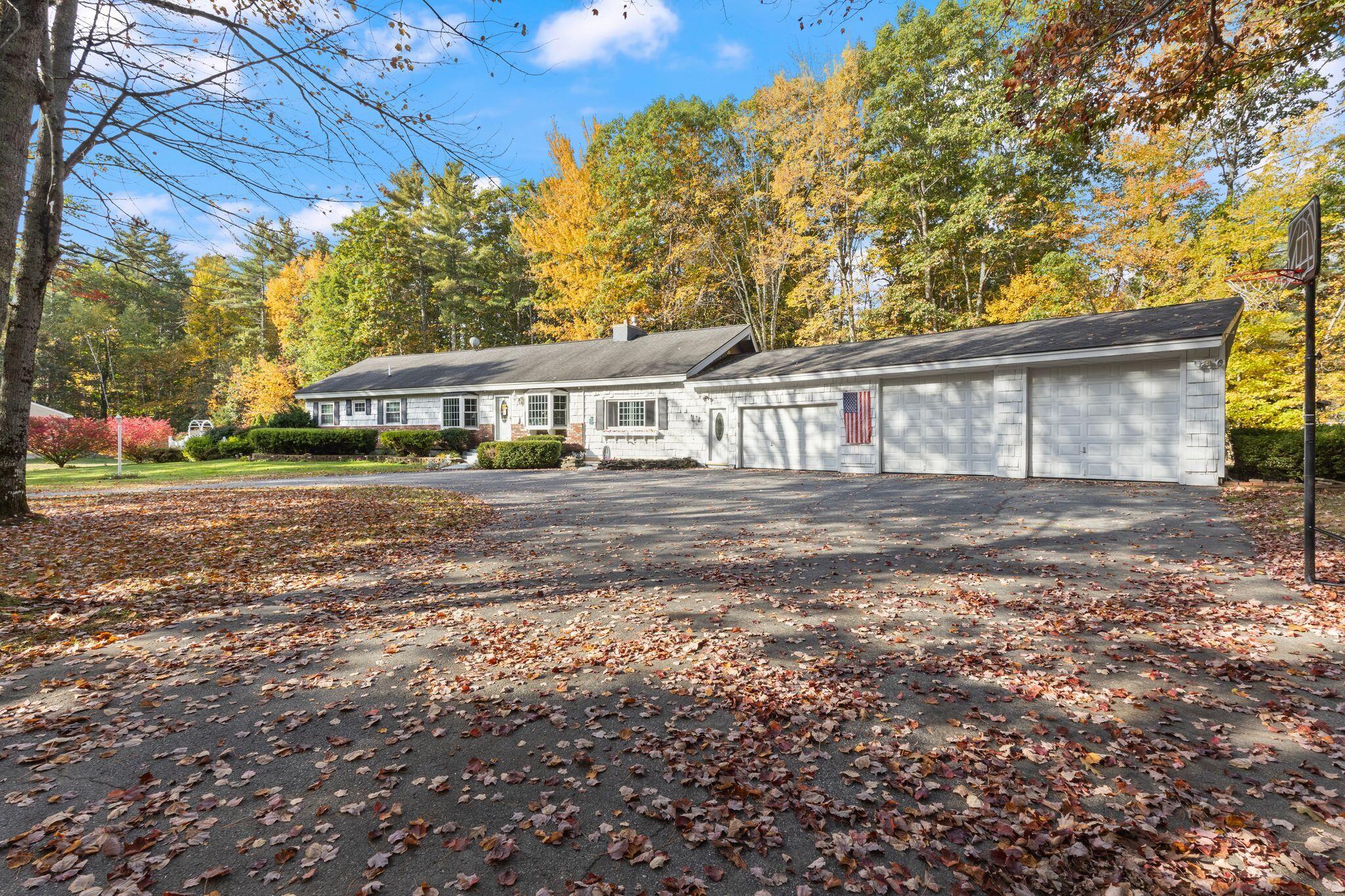 Photo of 558 New Dam Road Waterboro ME 04061
