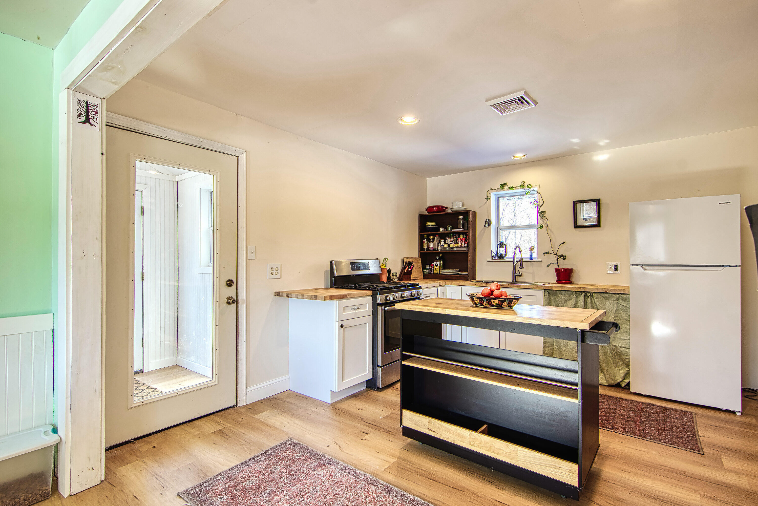 701 N Penobscot Road, Penobscot, ME, 04476