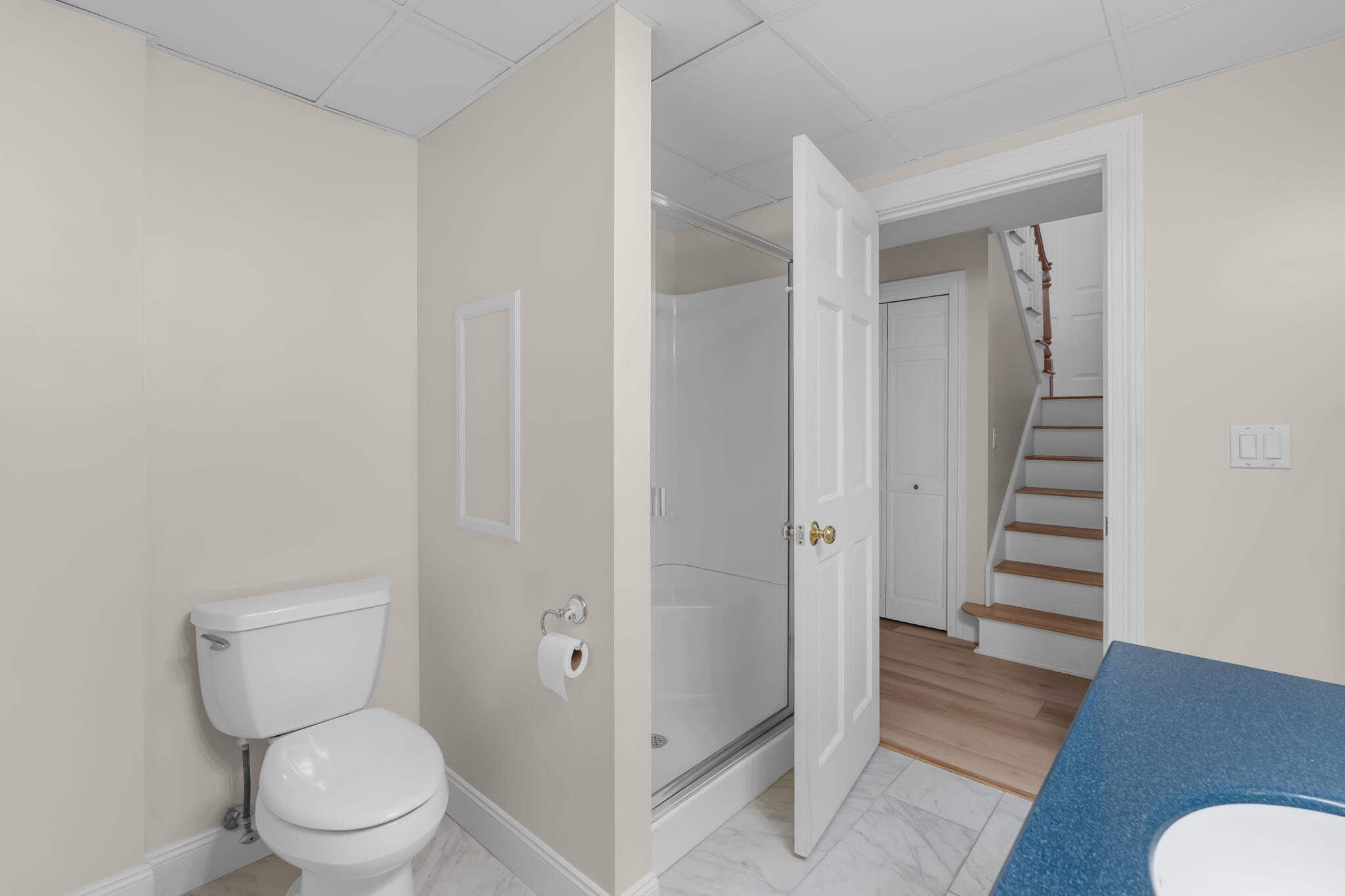 50 Laurel Circle, Bangor, ME 04401 Secondary bathroom