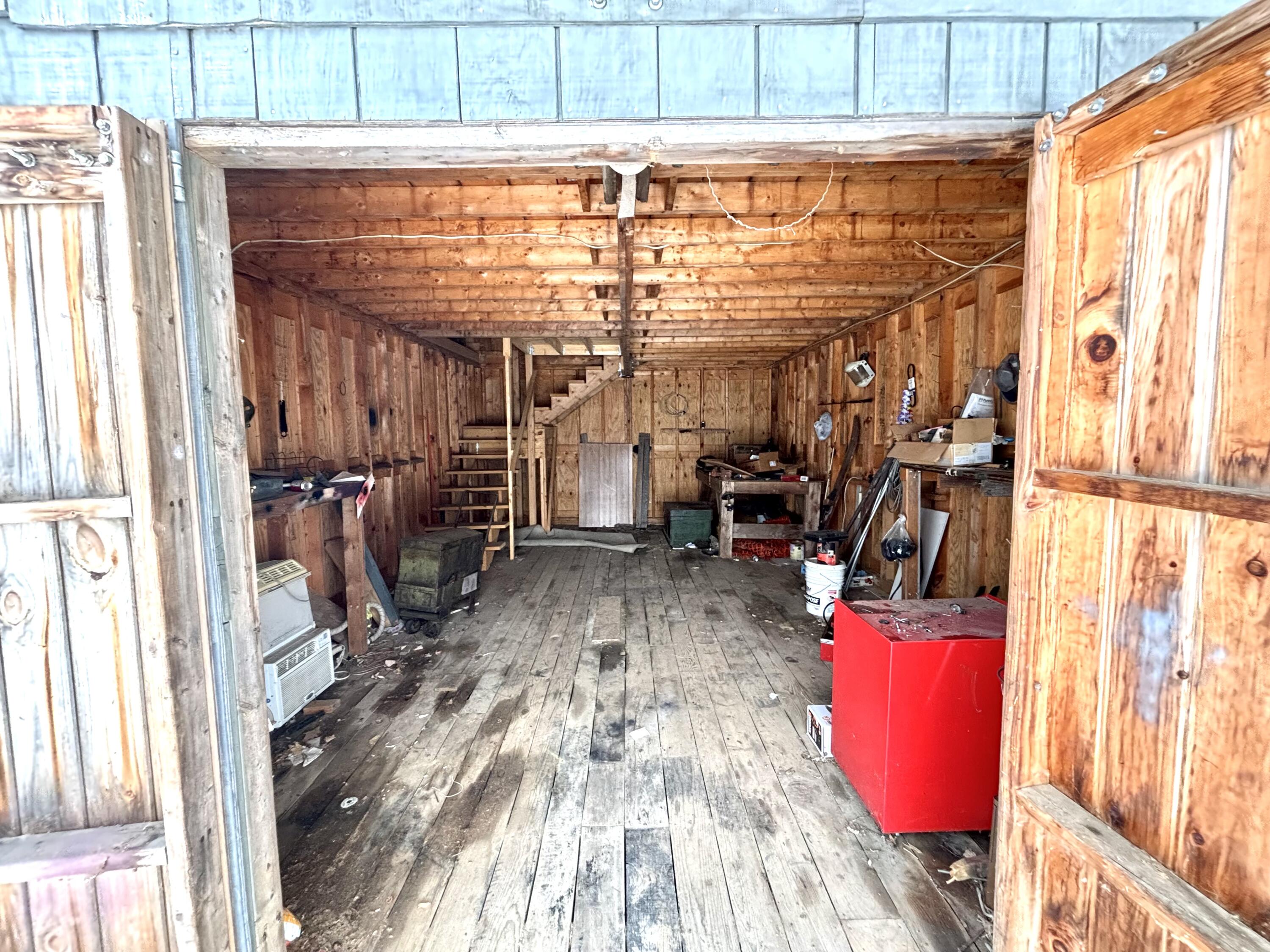 6 Horseshoe Road, Medway, ME, 04460