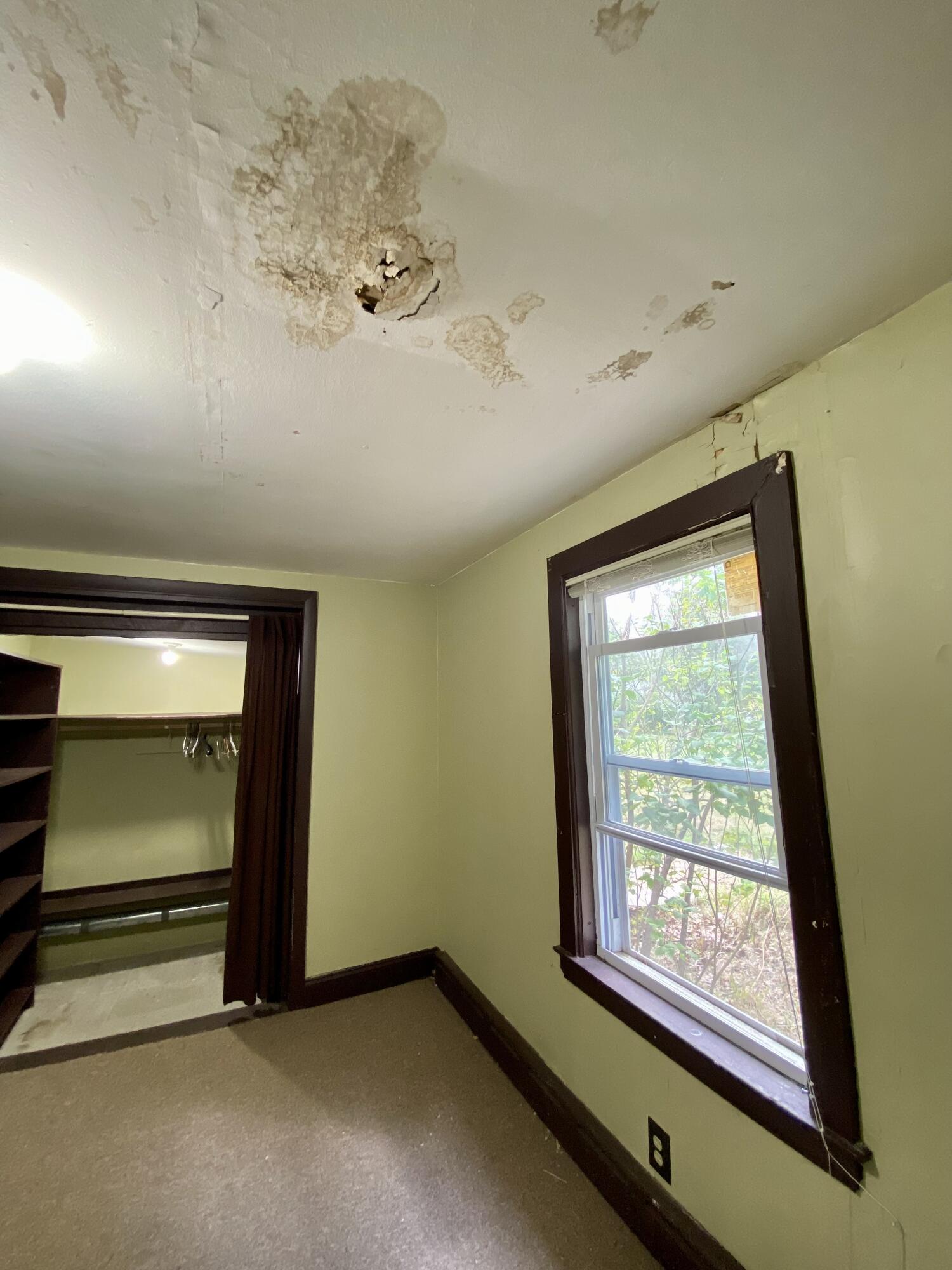 98 Auburn Road, Turner, ME, 04282