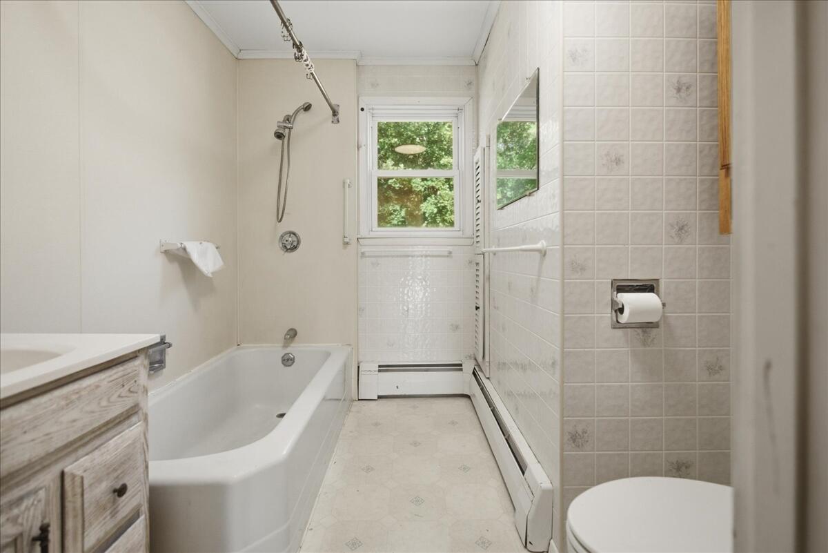 1827 Minot Avenue, Auburn, ME 04210 41-1-41
