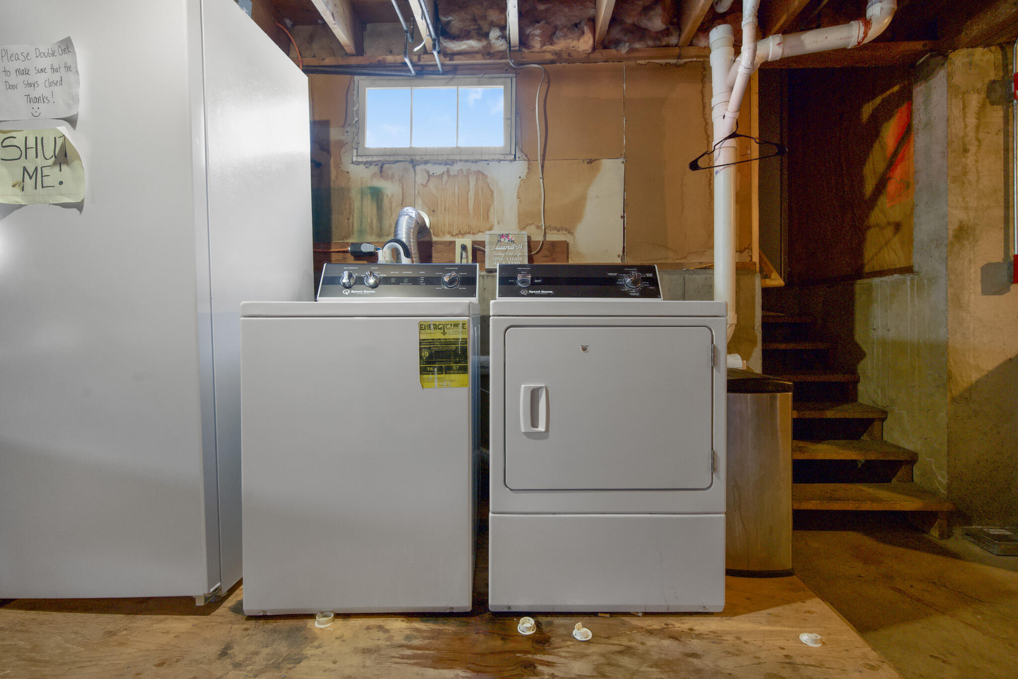 913 Essex Street, Bangor, ME, 04401