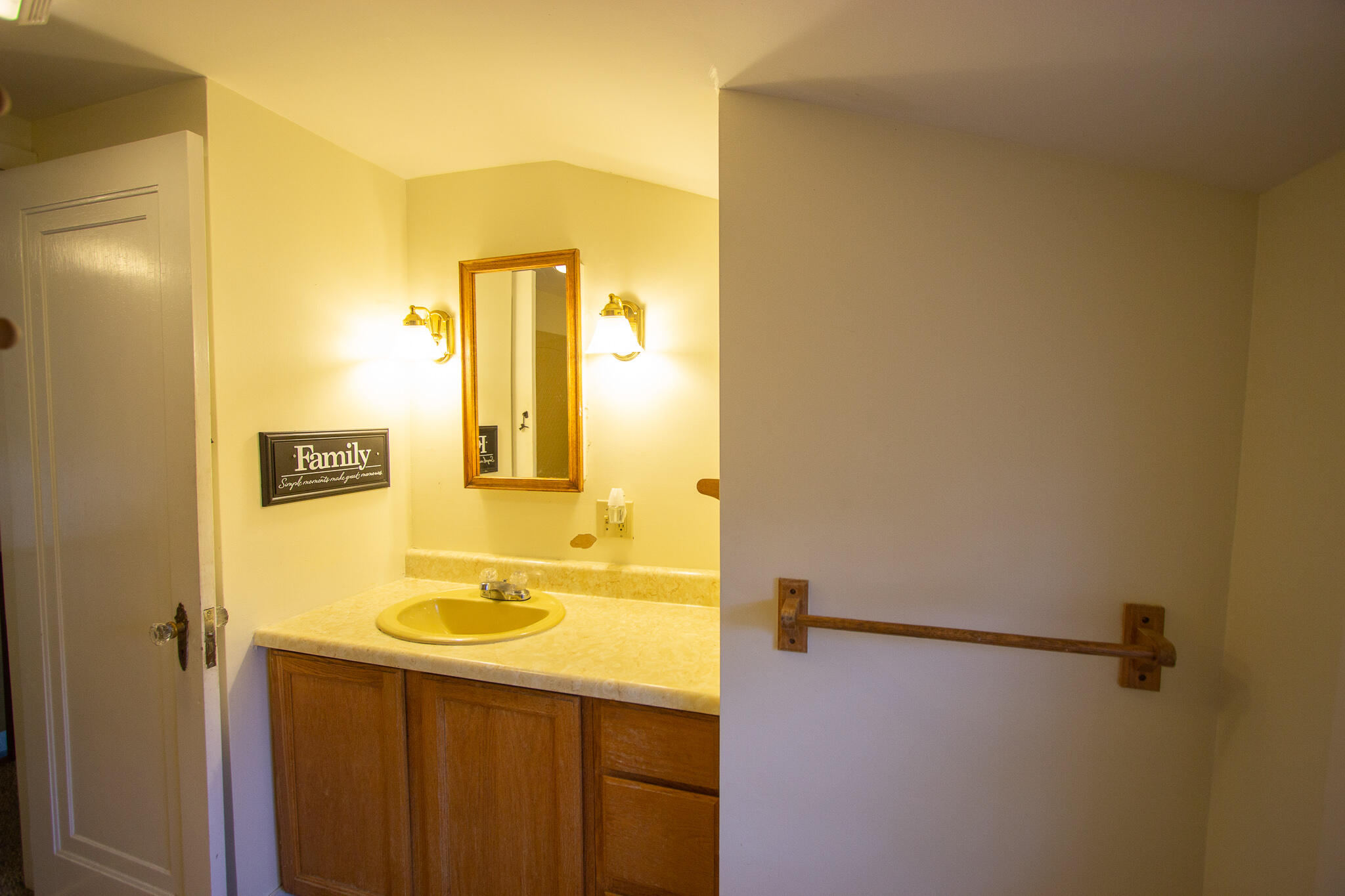 137 Mayville Road, Bethel, ME, 04217-4410