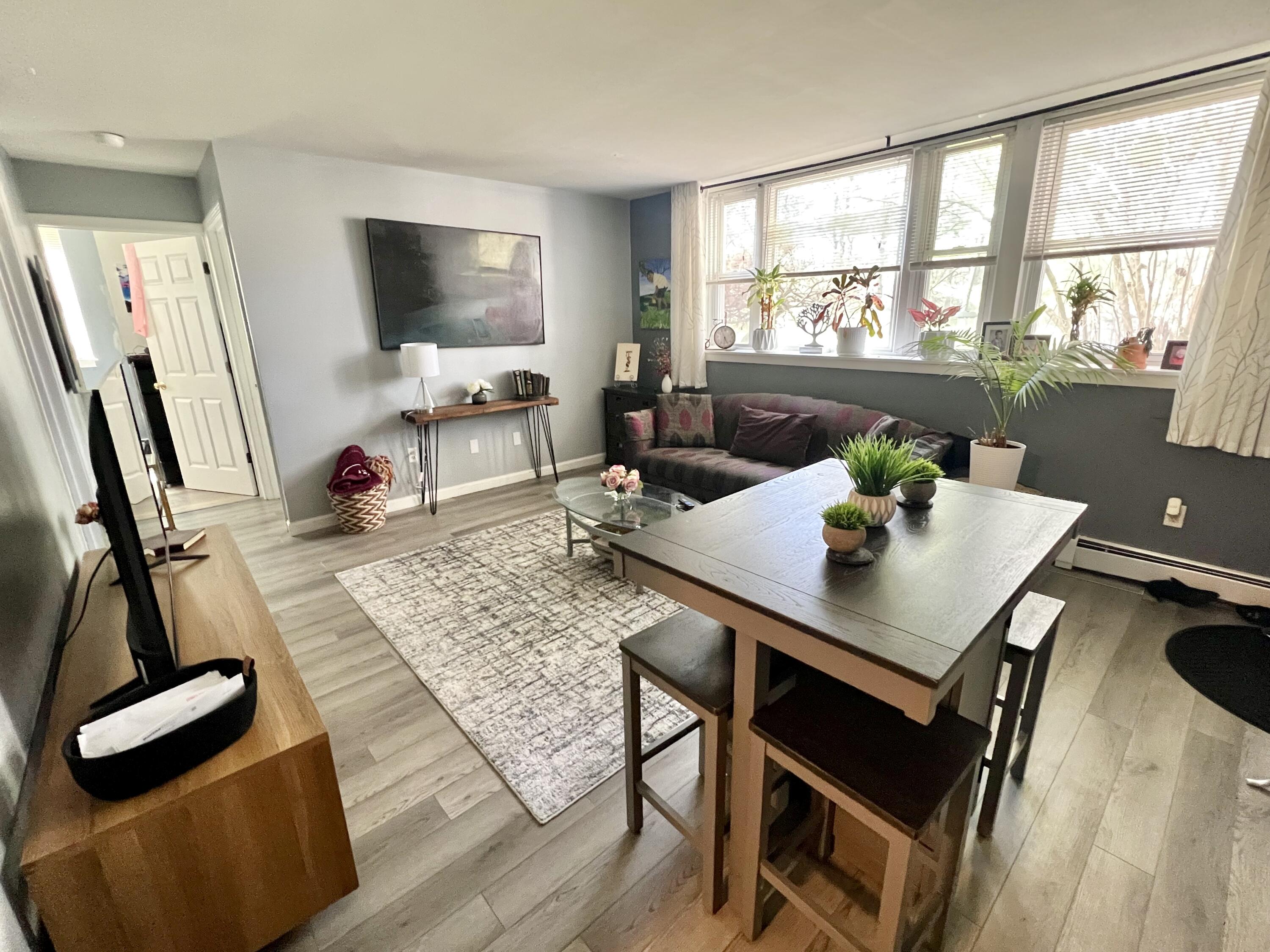 1390 Forest Avenue, Portland, ME, 04103