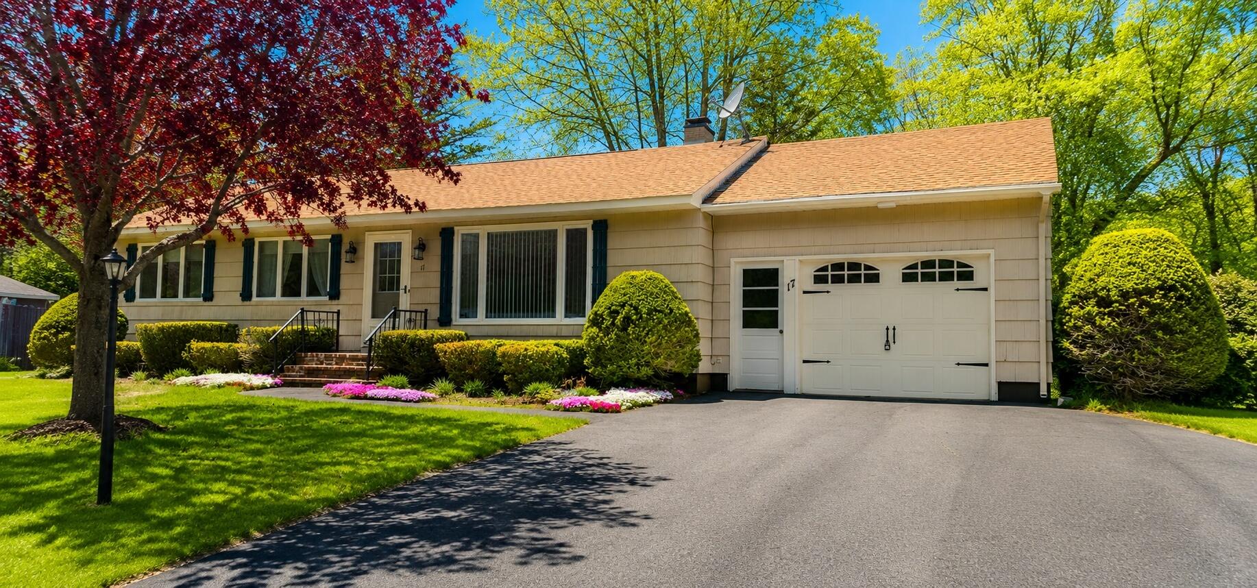 Photo of 17 Oak Street Jay ME 04239
