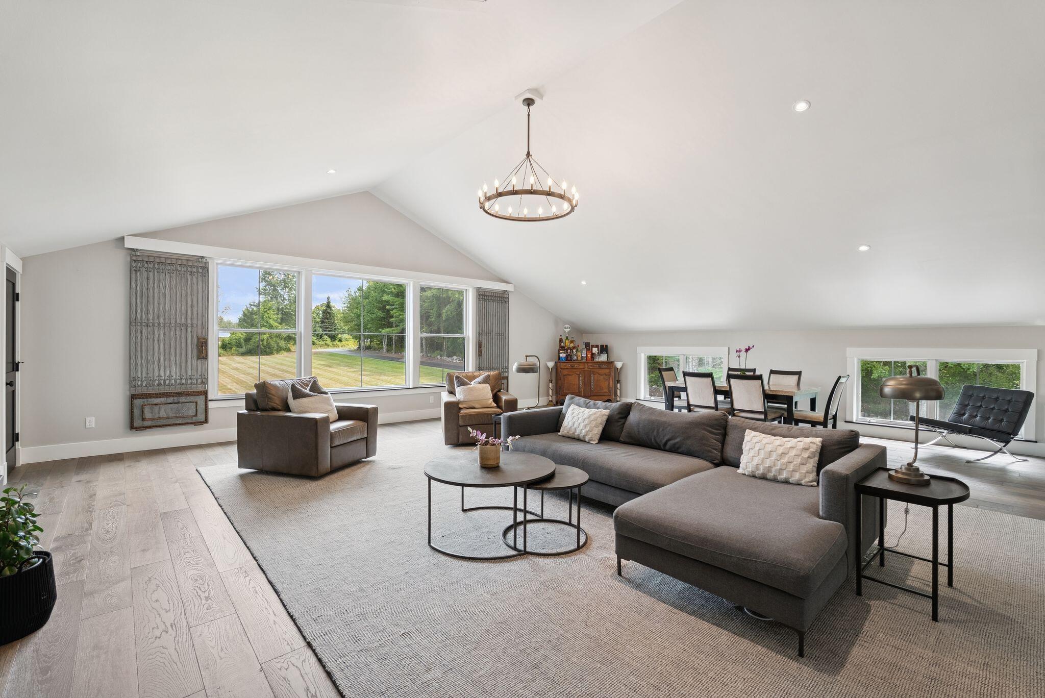 440 Blackstrap Road, Falmouth, ME, 04105