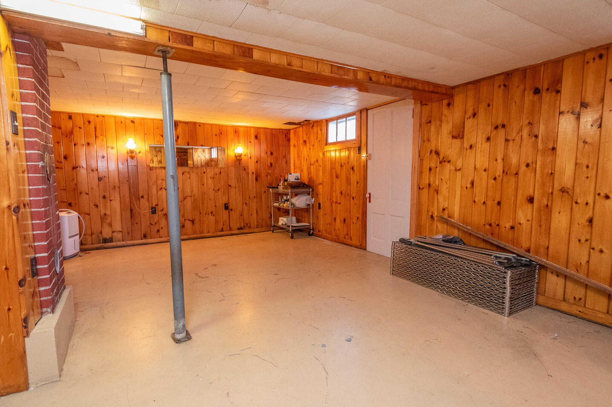 947 W Main Street, Dover-foxcroft, ME, 04426