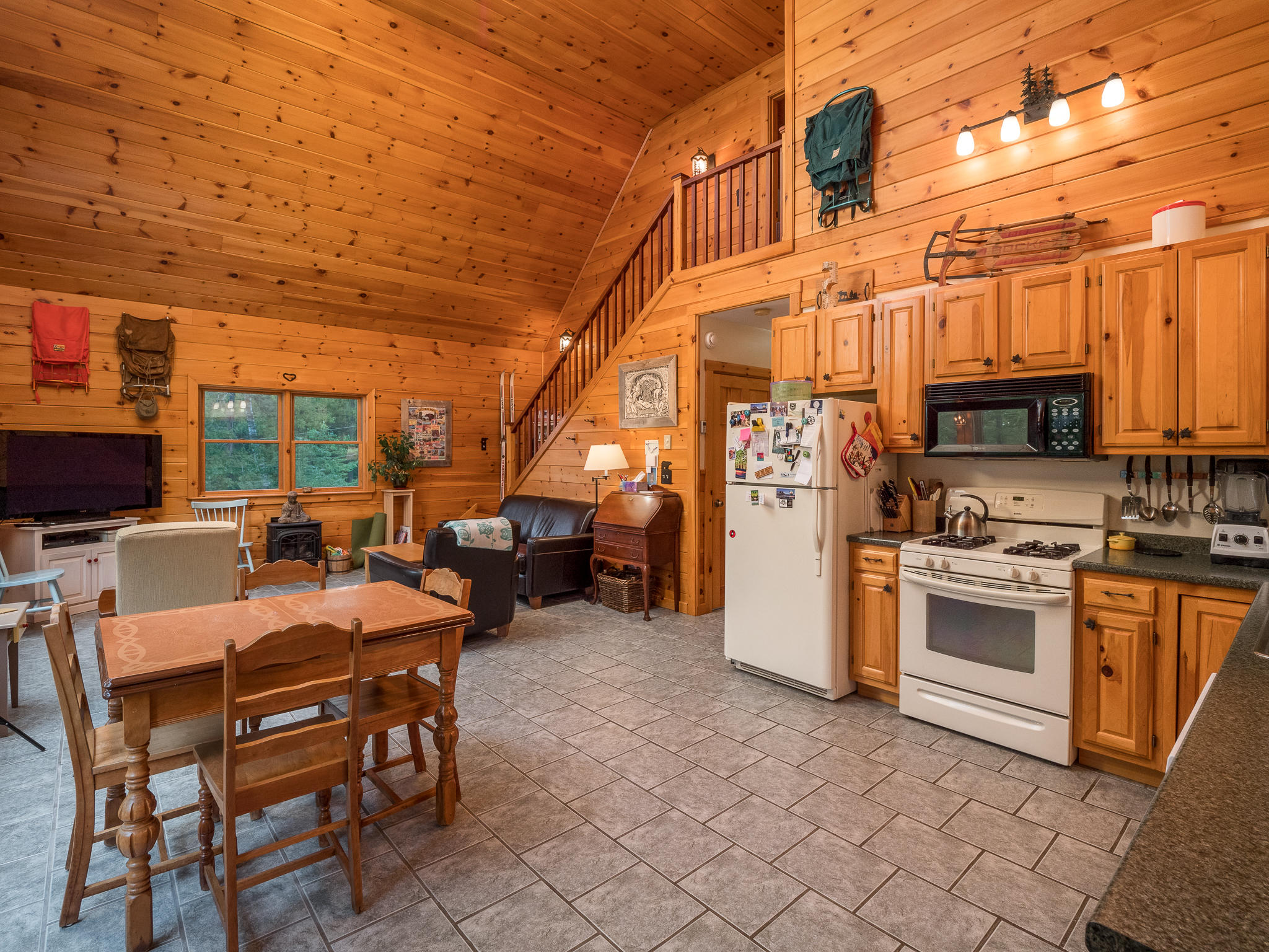 20 Hickory Drive, Woodstock, ME, 04219-2003