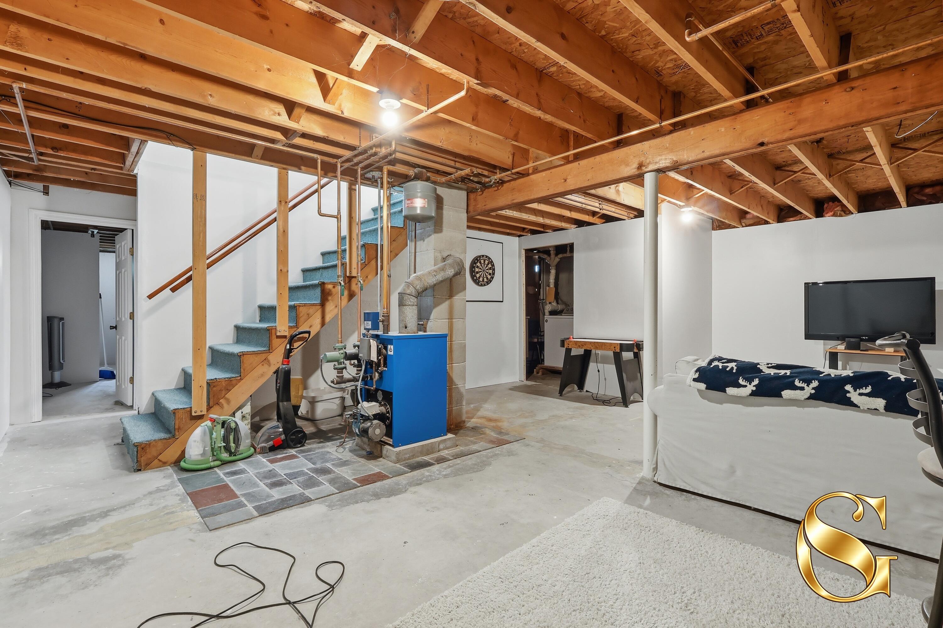 16 Coville Road, Topsham, ME 04086 24