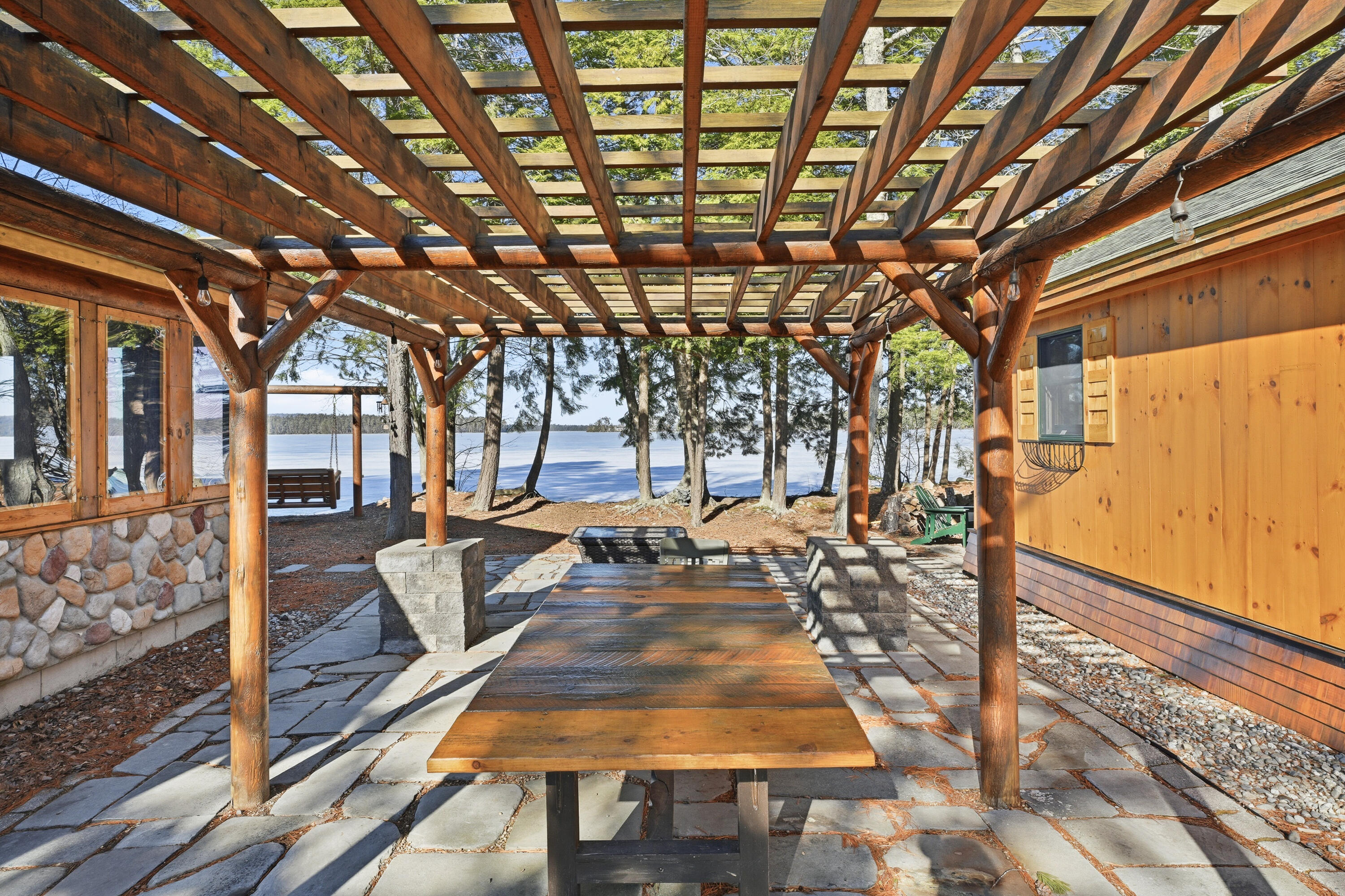 99 Abena Shores, Belgrade, ME, 04917