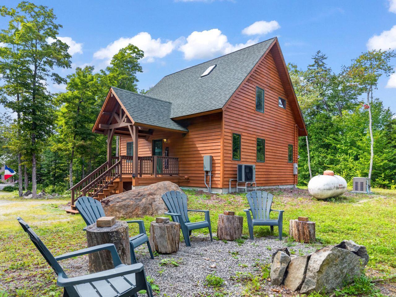 2016 Brook Falls Road, Carrabassett Valley, ME 04947 Firepit