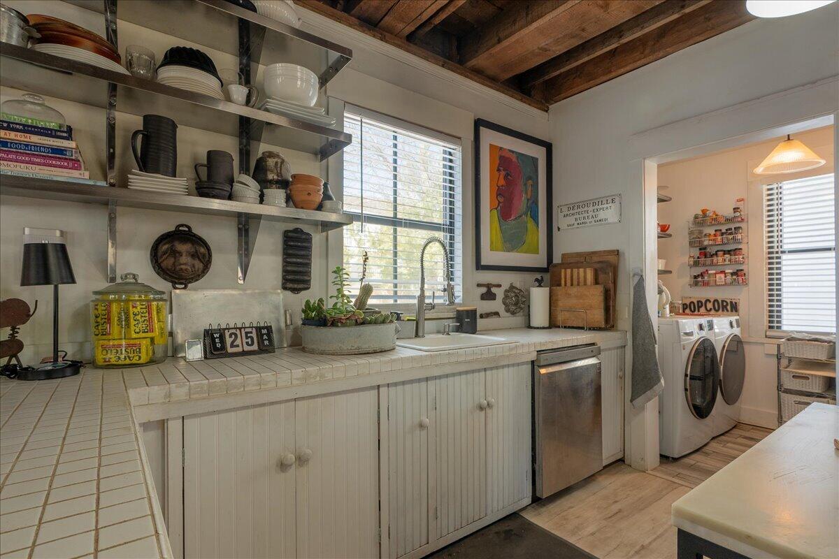 17 Mountain Street, Camden, ME, 04843