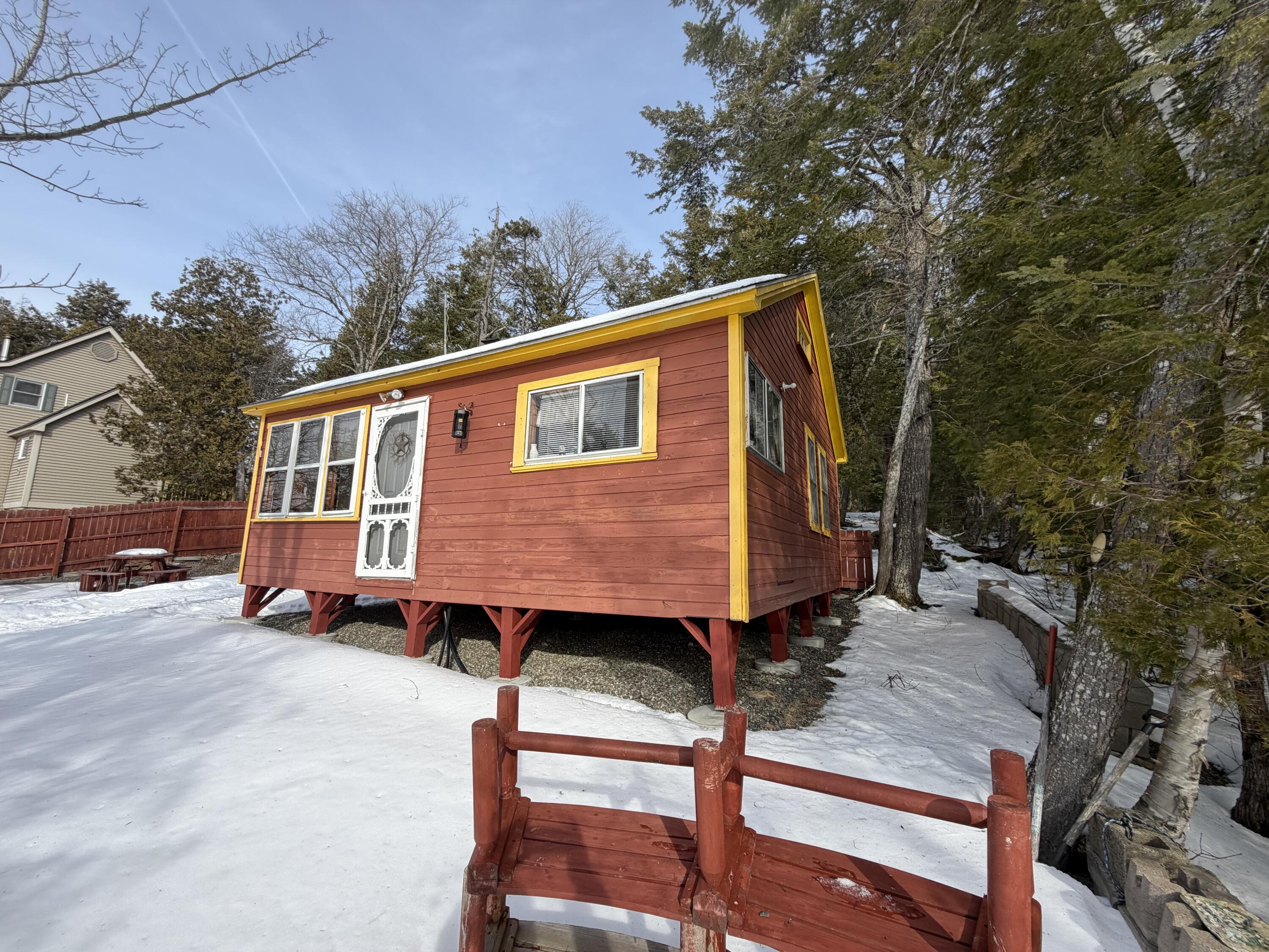 76 Hoover Lane, Lincoln, ME, 04457