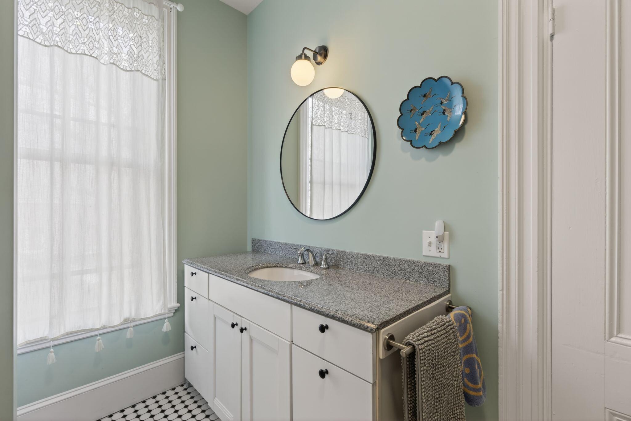 494 Cumberland Avenue, Portland, ME, 04101