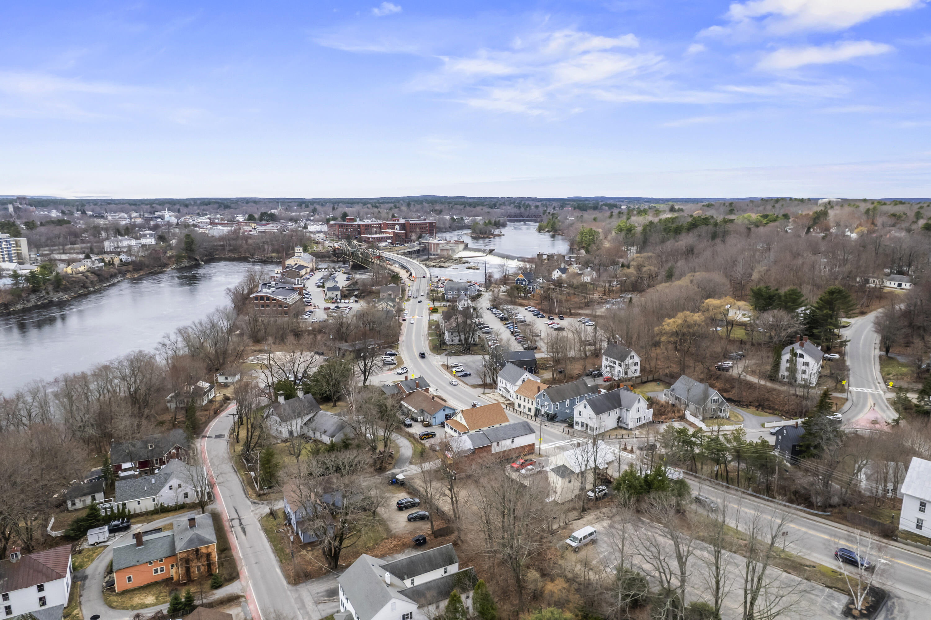 16 Main Street, Topsham, ME, 04086