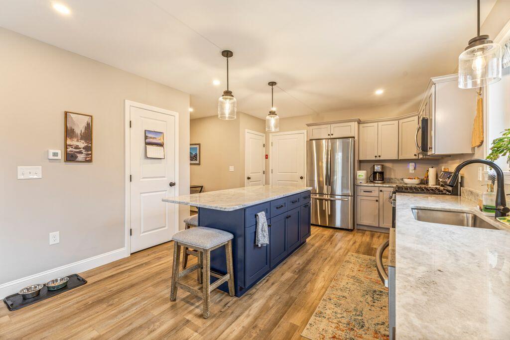 11 Estes Drive, Standish, ME, 04085