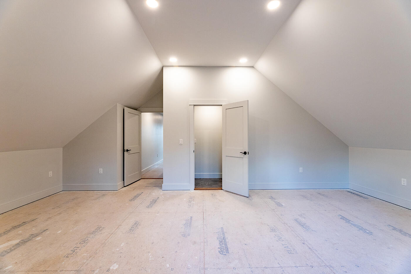 185 Glenwood Lane, Northport, ME, 04849