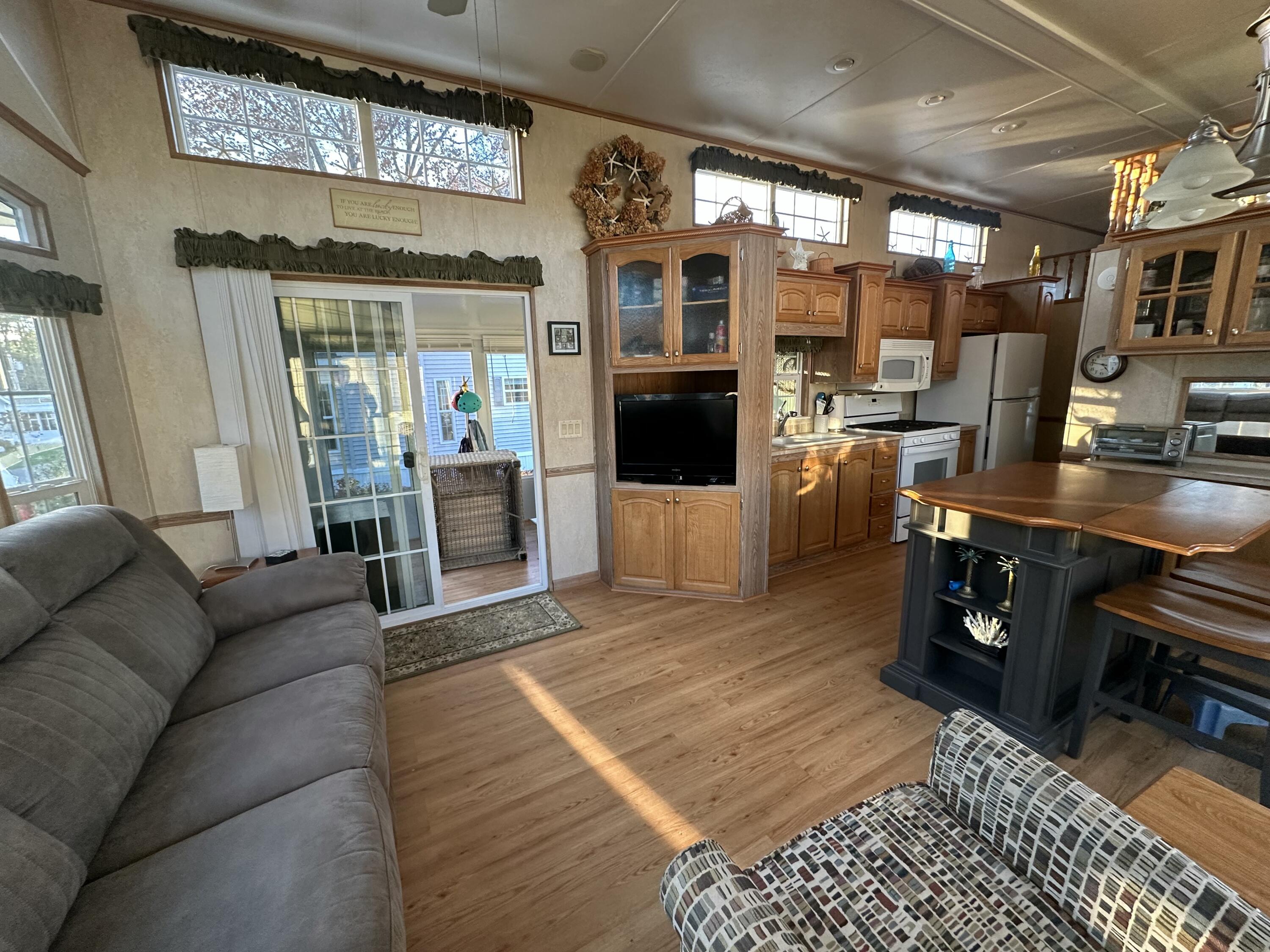 23 College Drive UNIT 121, Wells, ME, 04090