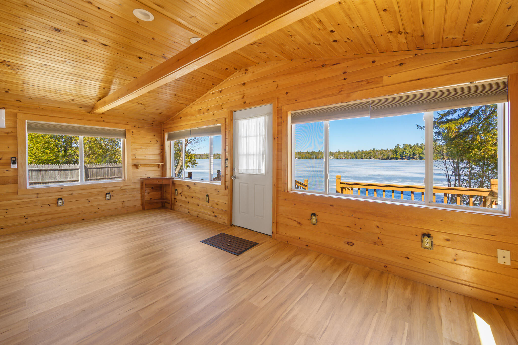 37 Petite Drive, Lincoln, ME, 04457