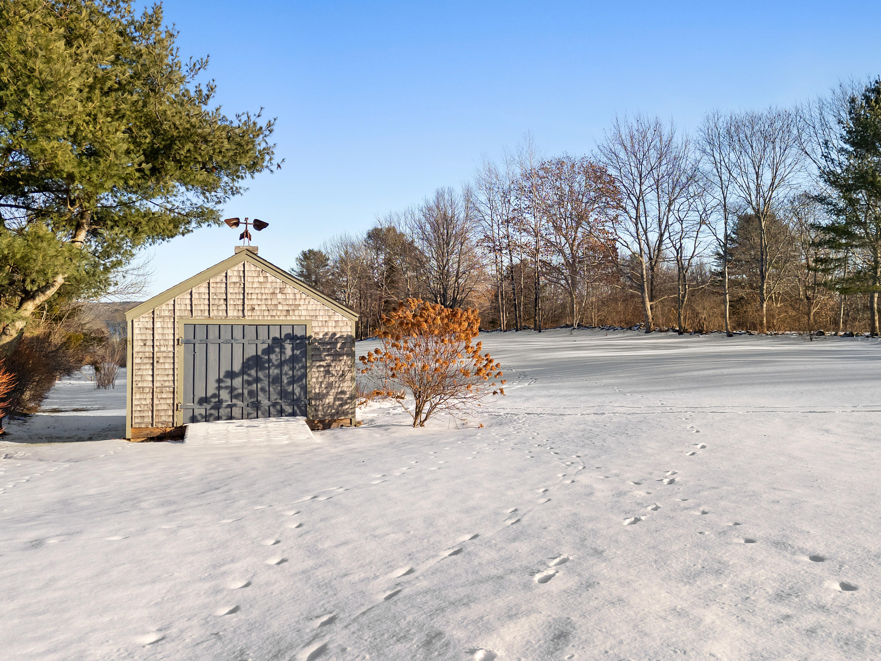 902 Dutch Neck Road, Waldoboro, ME, 04572