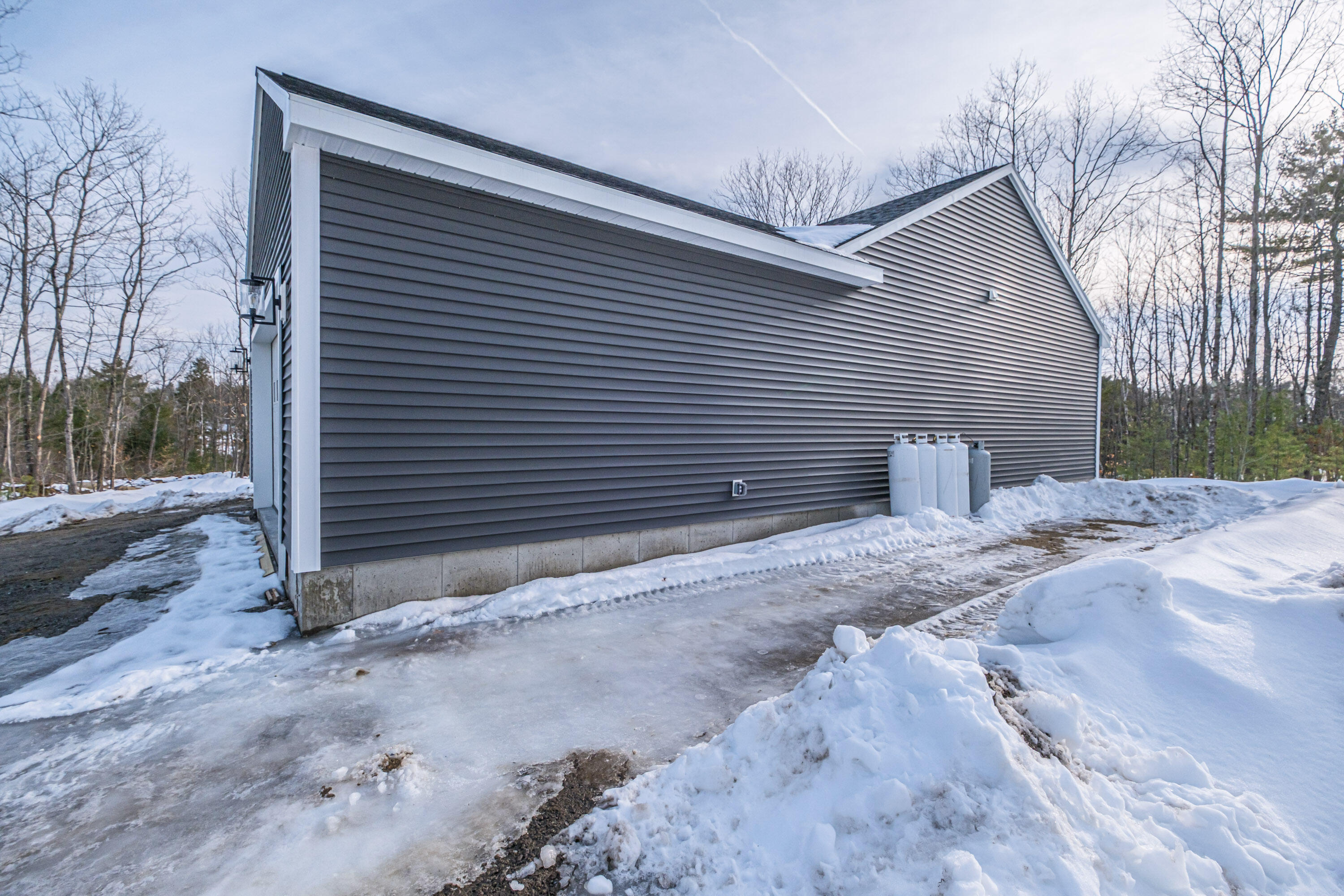 3 Lochview Drive, Lewiston, ME, 04240