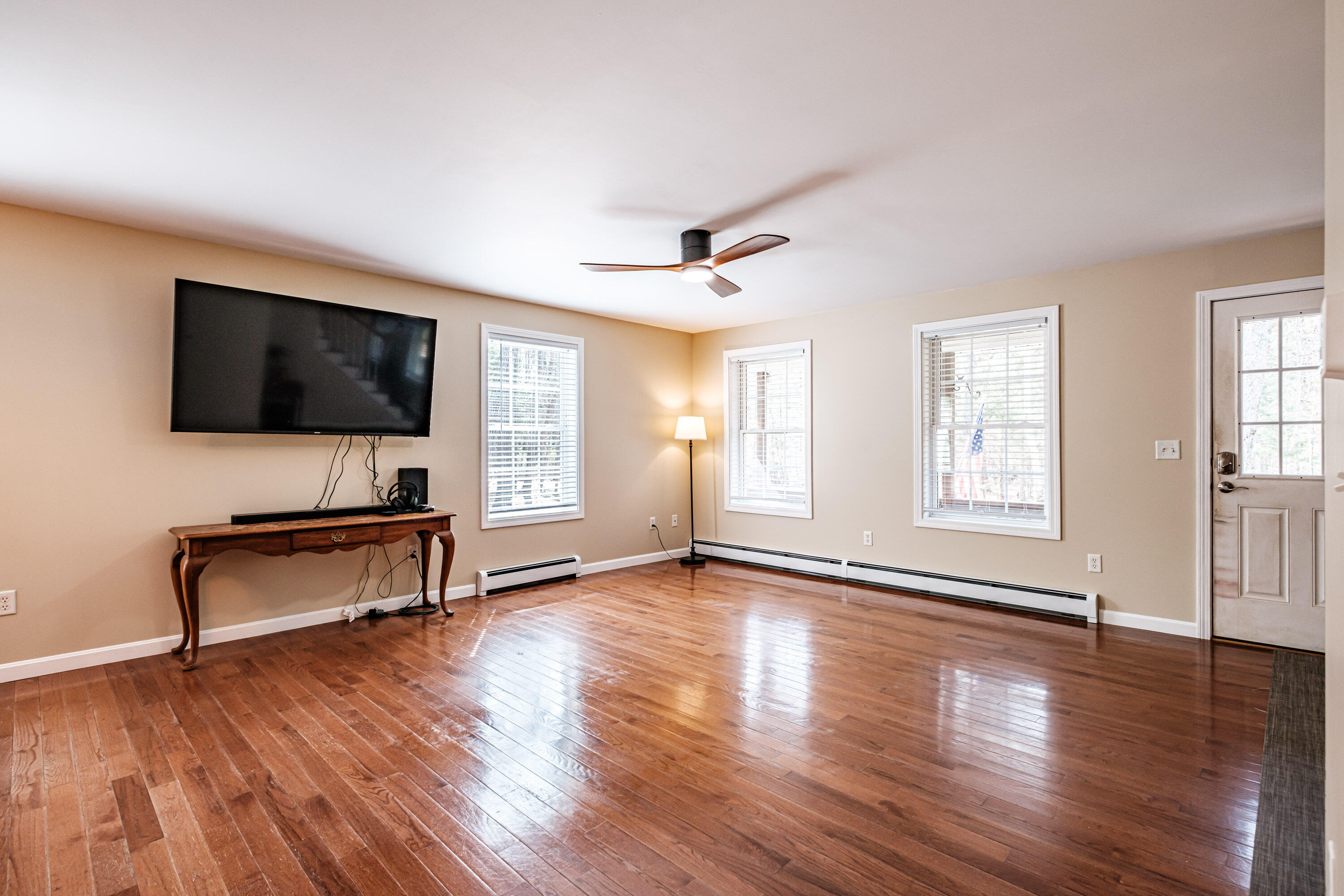 121 Shore Road, Sebago, ME, 04029