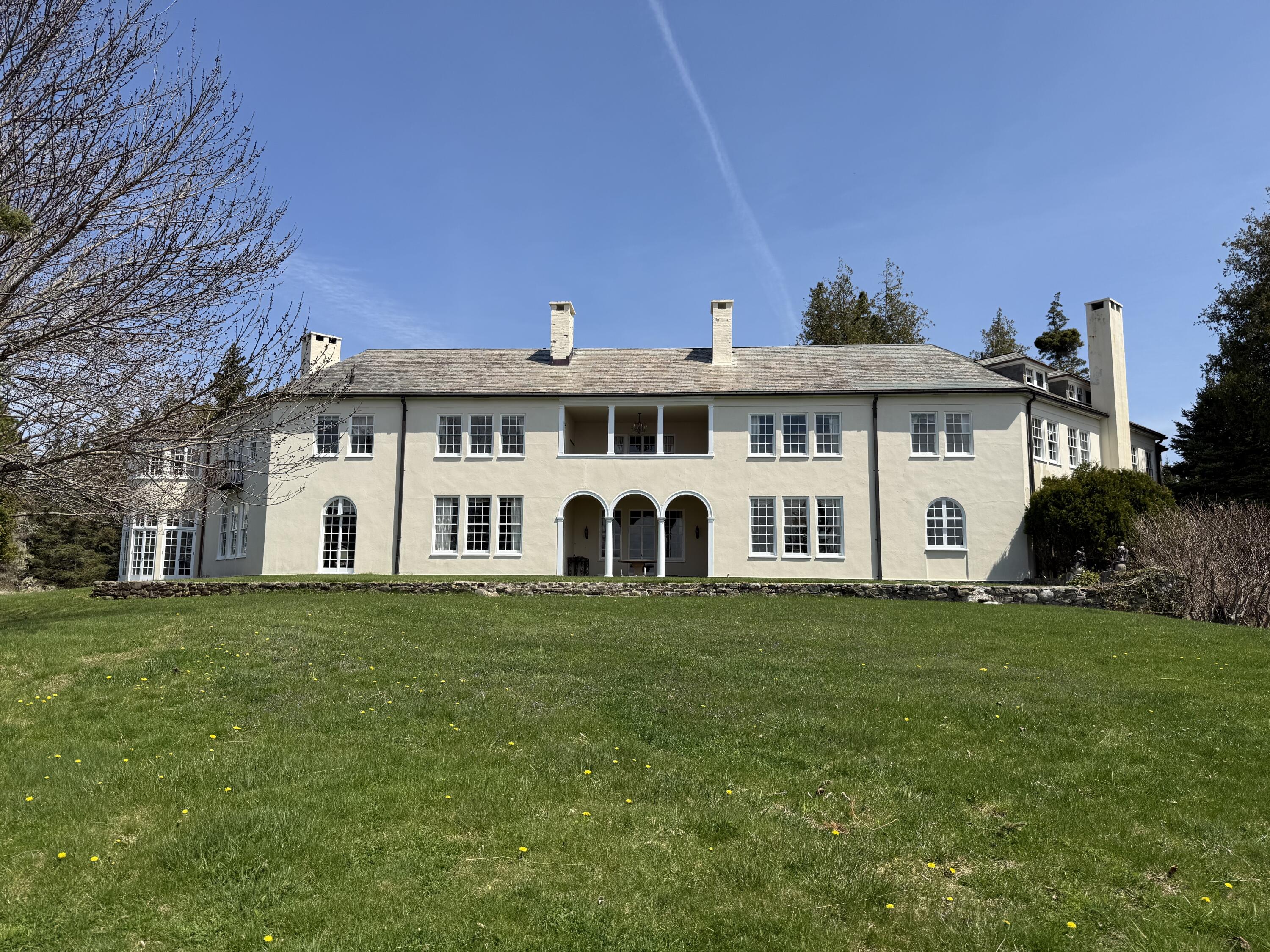 399 Hermit's Point Road, Islesboro, ME, 04848