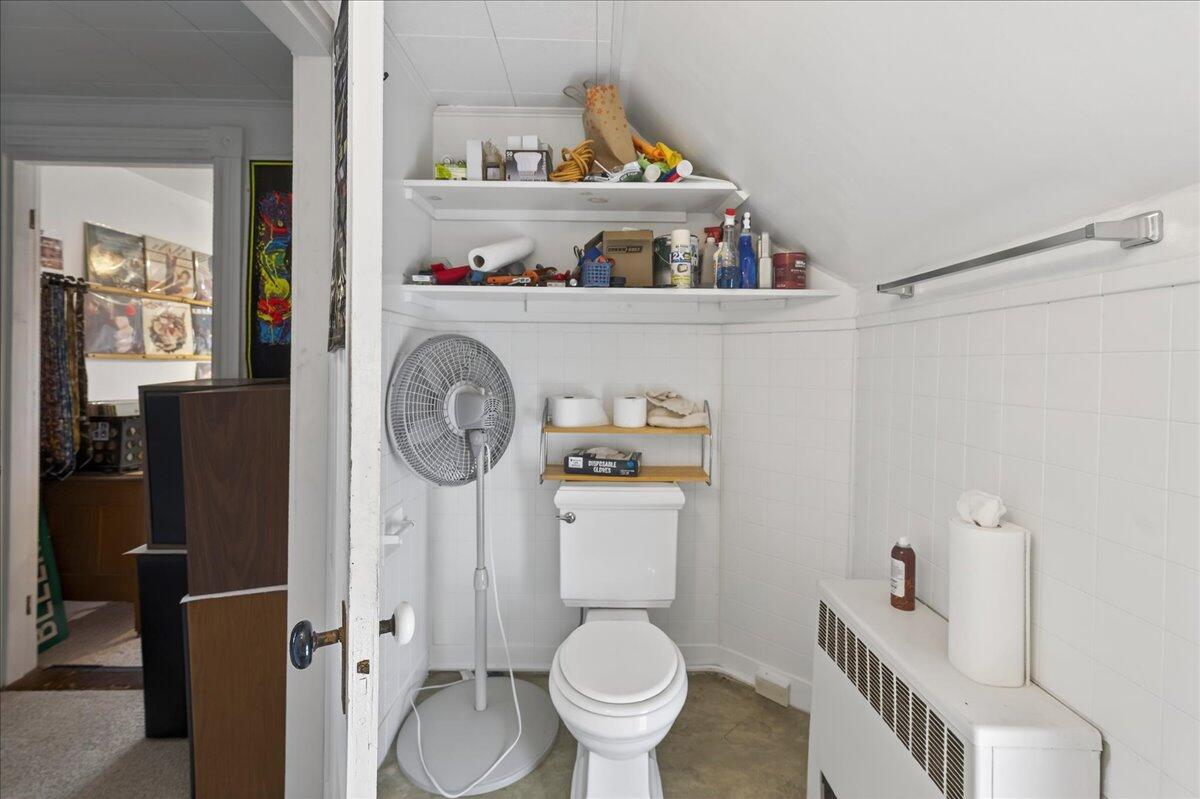 2ND Floor Bath