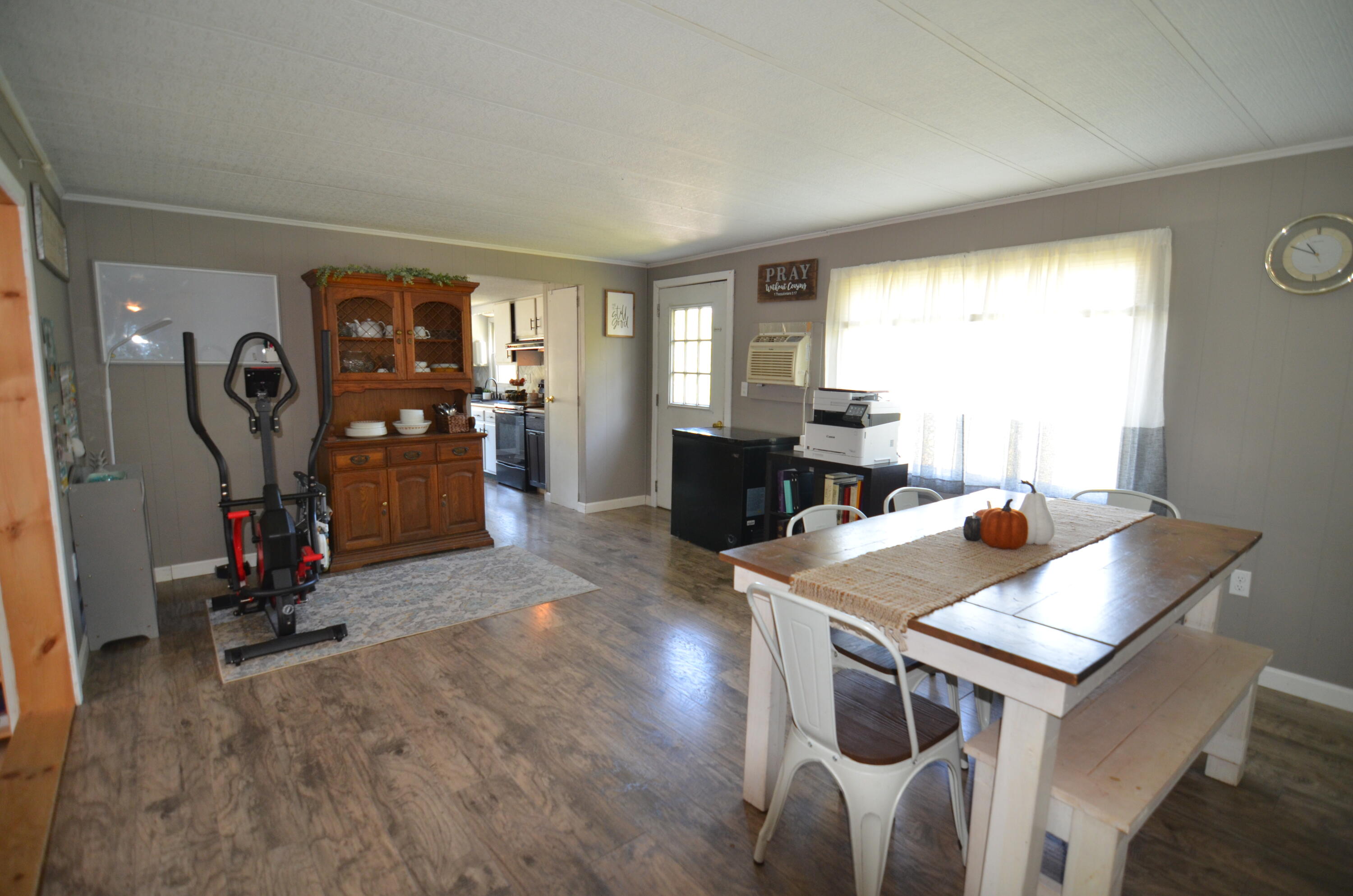 33 Coles Corner Road Road, Winterport, ME, 04496